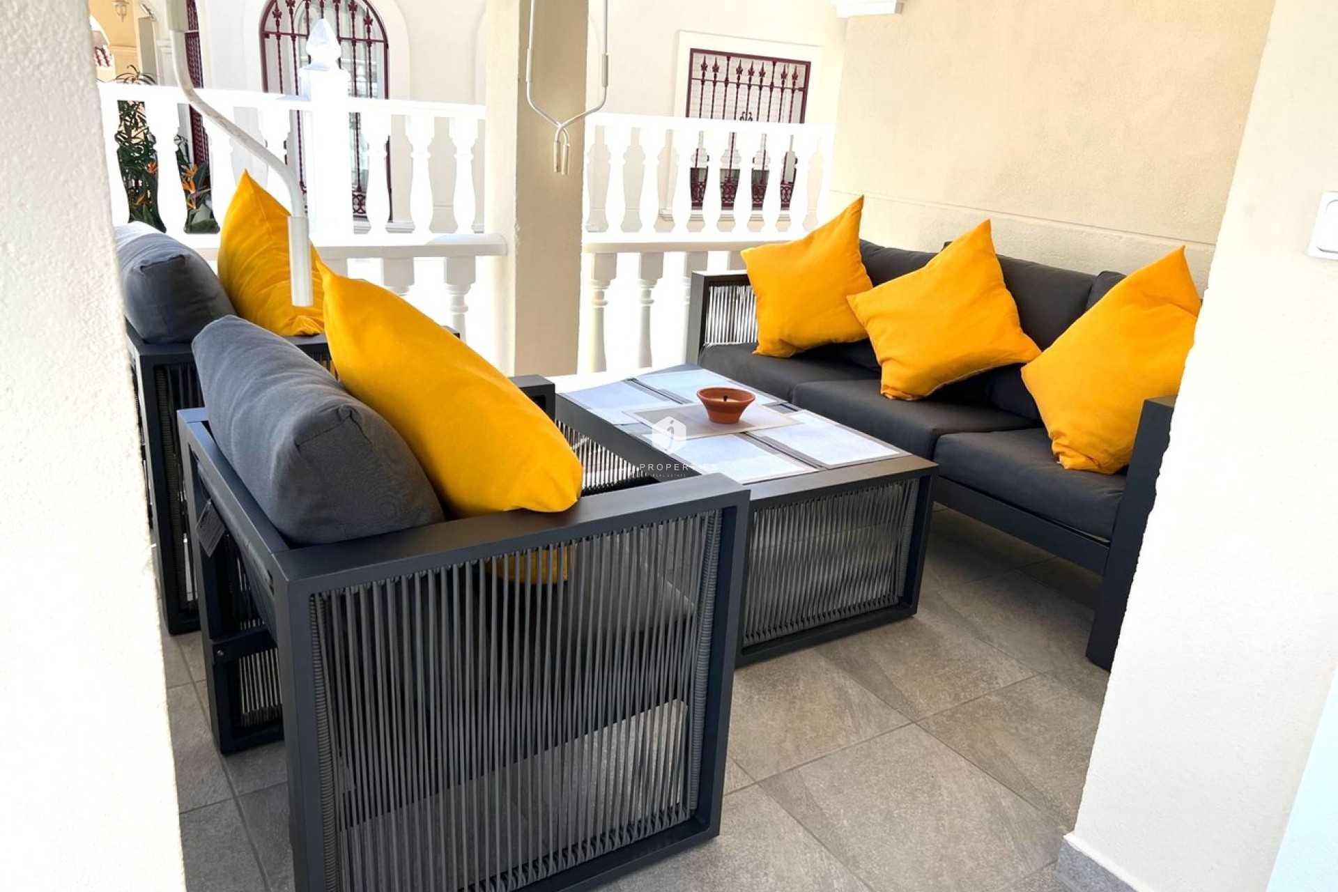 Aus zweiter Hand - Bungalow -
Algorfa - Inland