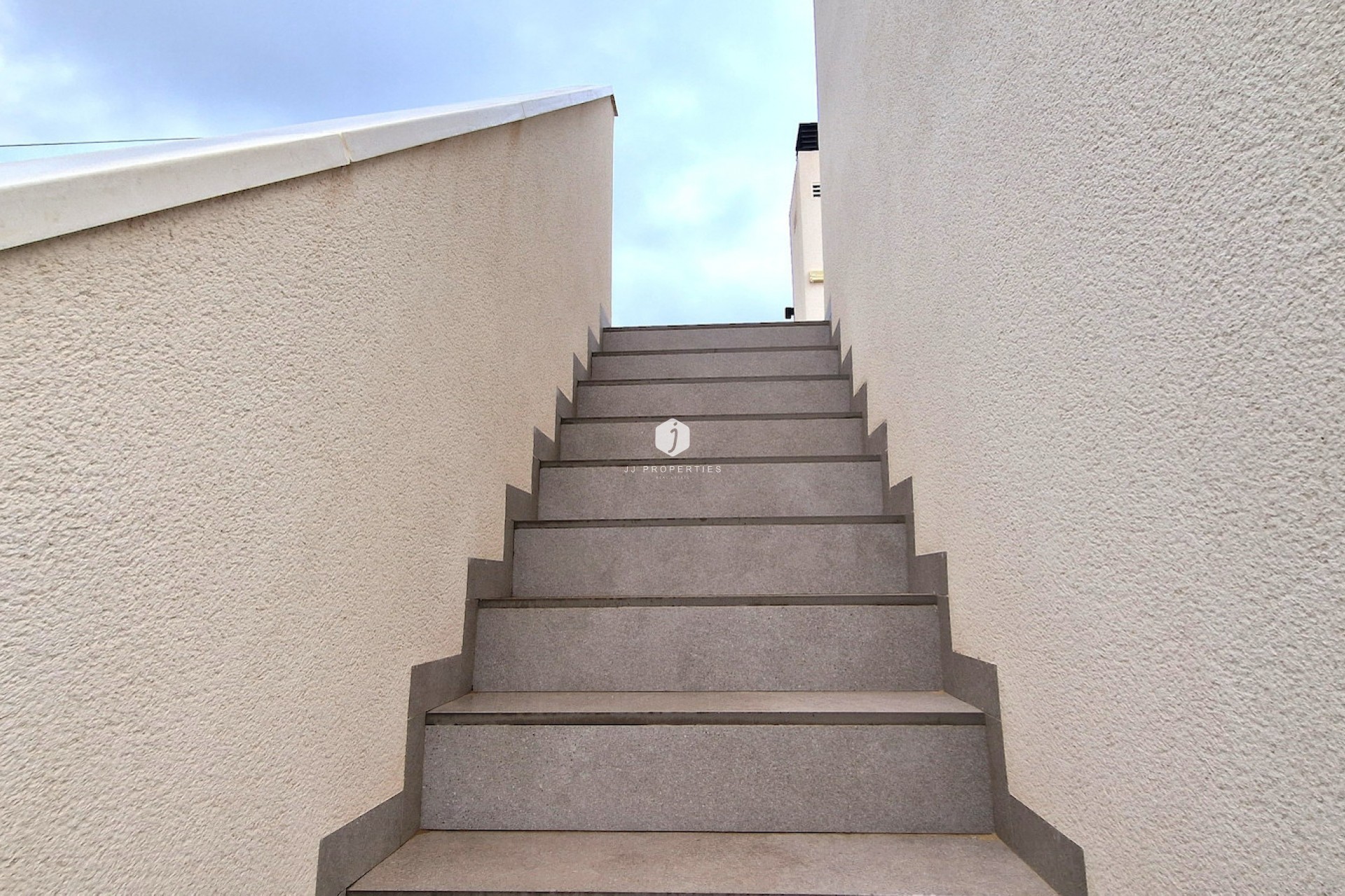 Aus zweiter Hand - Bungalow -
Algorfa - Inland