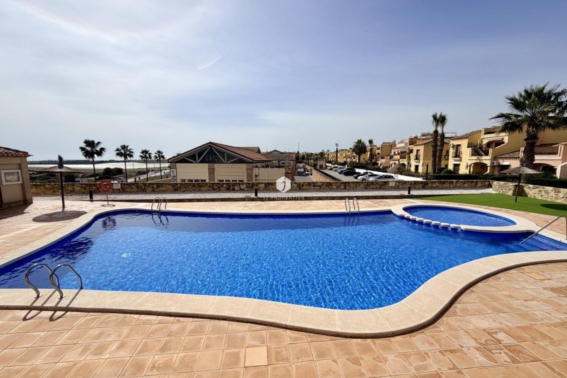 Aus zweiter Hand - Bungalow -
Algorfa - Inland