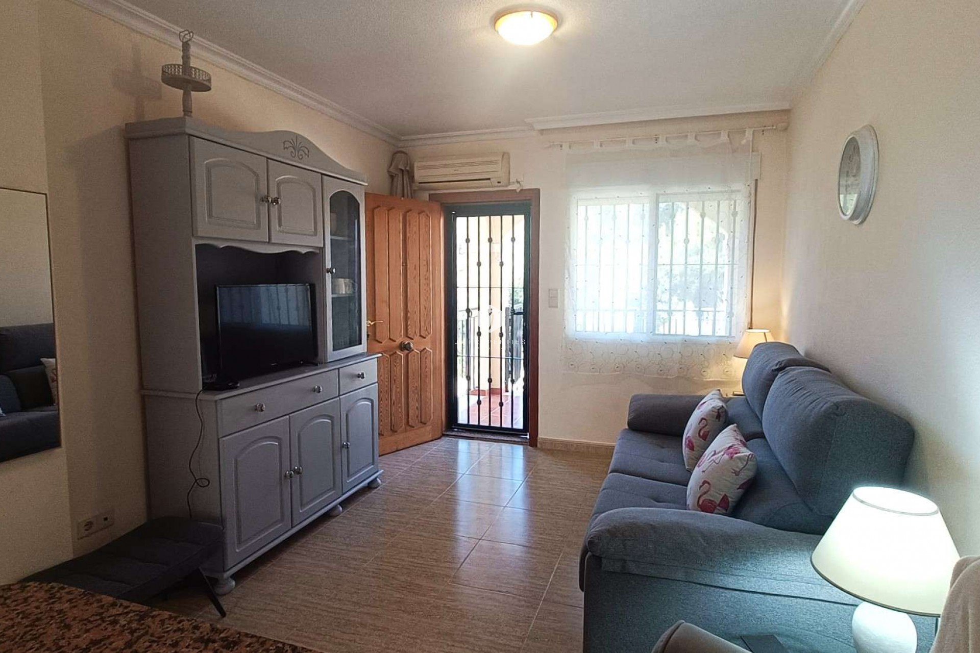 Aus zweiter Hand - Bungalow -
Algorfa - Inland