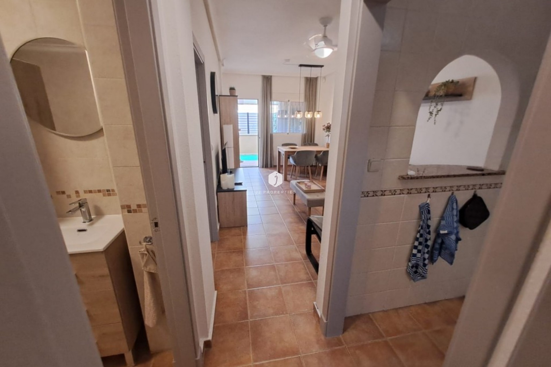 Aus zweiter Hand - Bungalow -
Benejúzar - Inland