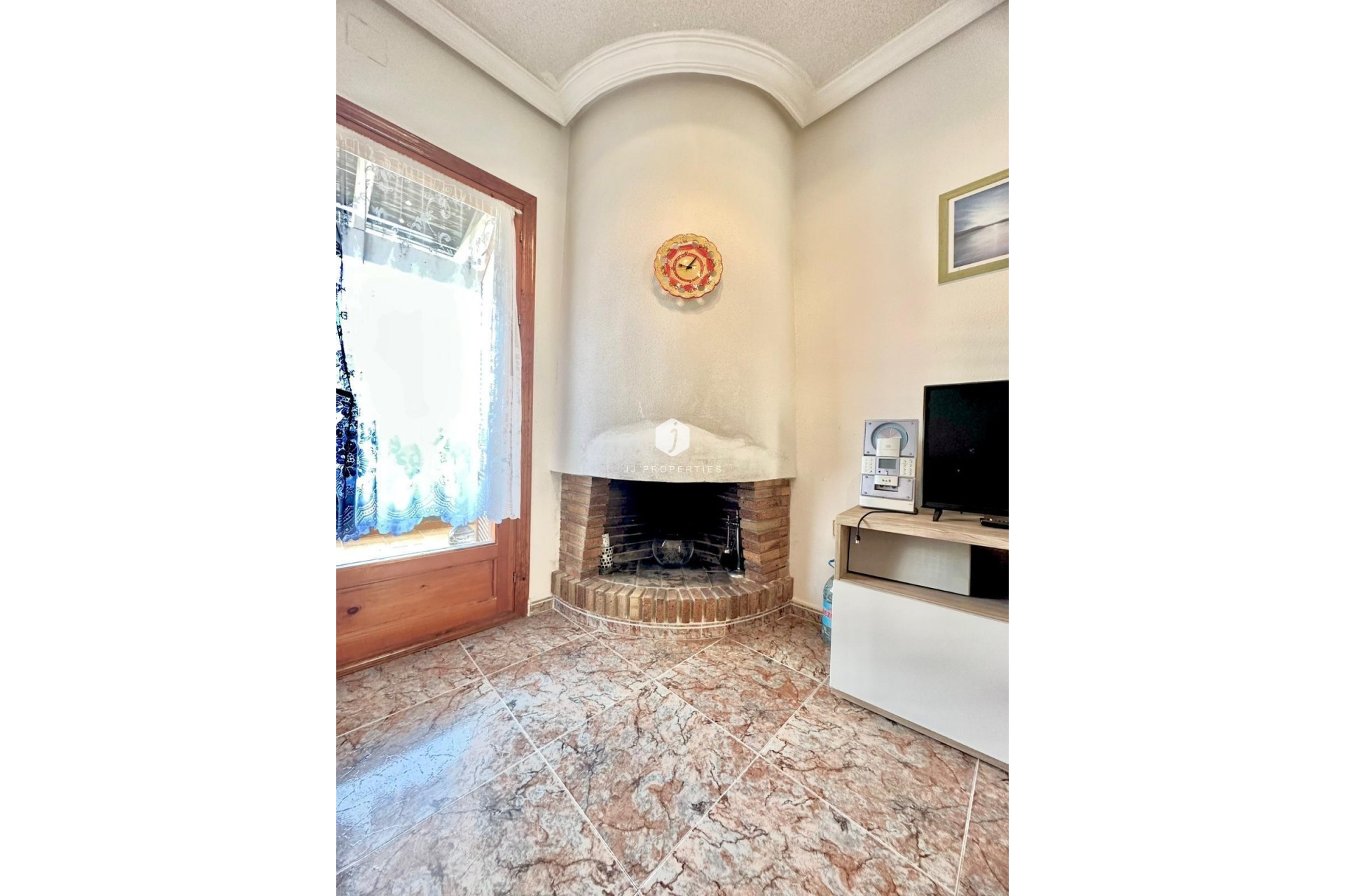 Aus zweiter Hand - Bungalow -
Guardamar del Segura - El Moncayo