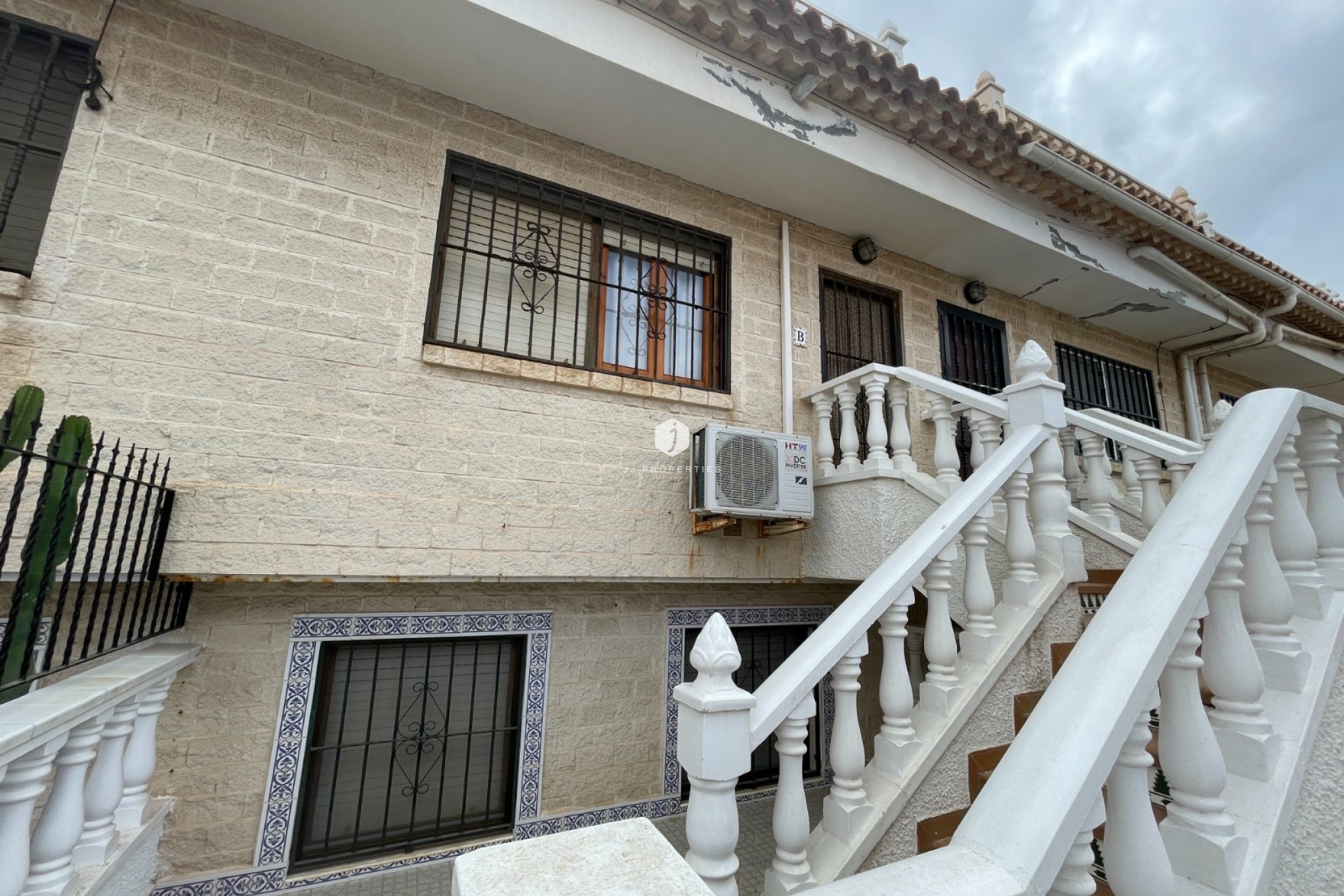 Aus zweiter Hand - Bungalow -
La Mata - Costa Blanca