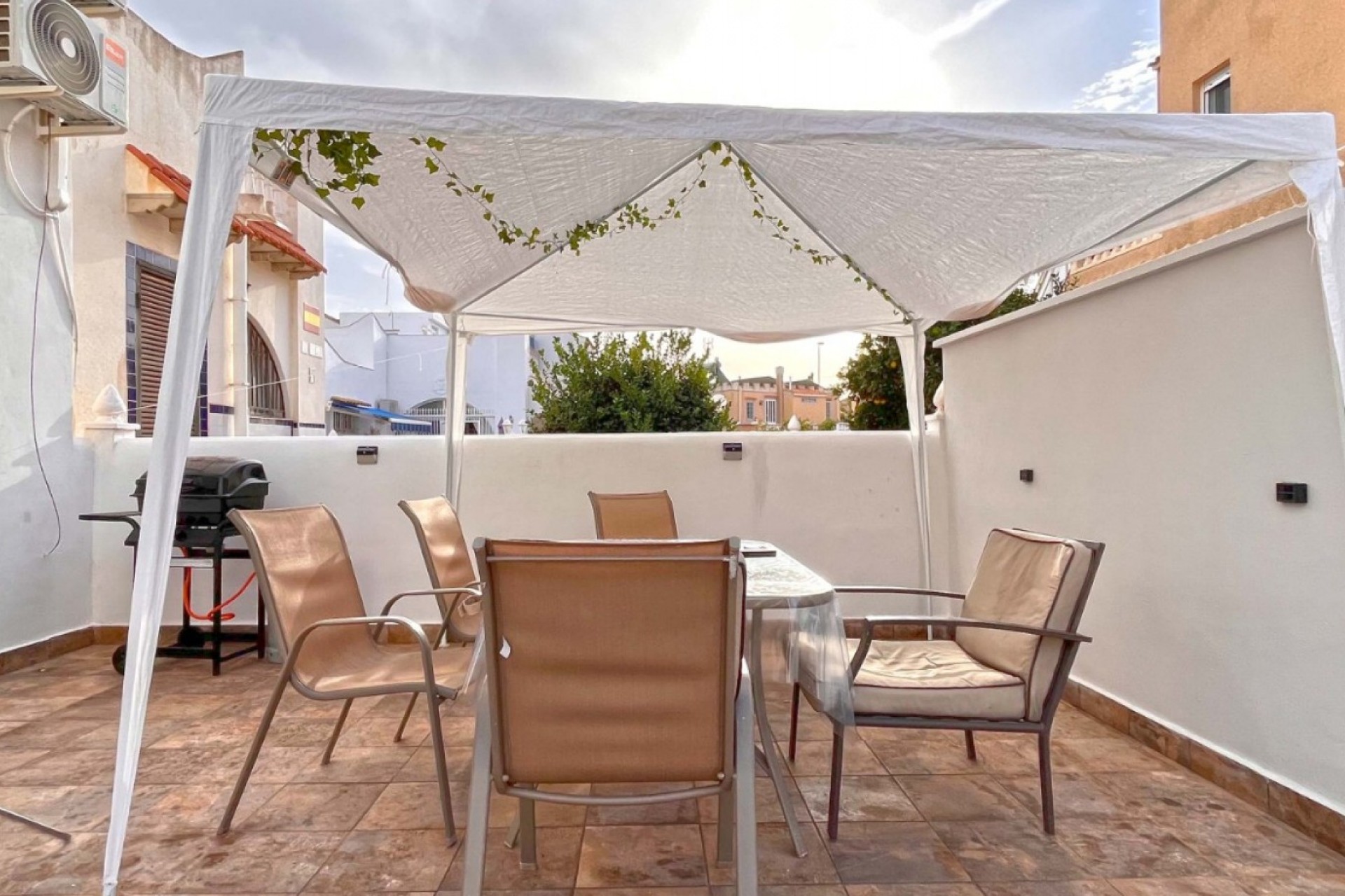 Aus zweiter Hand - Bungalow -
Orihuela Costa - Costa Blanca