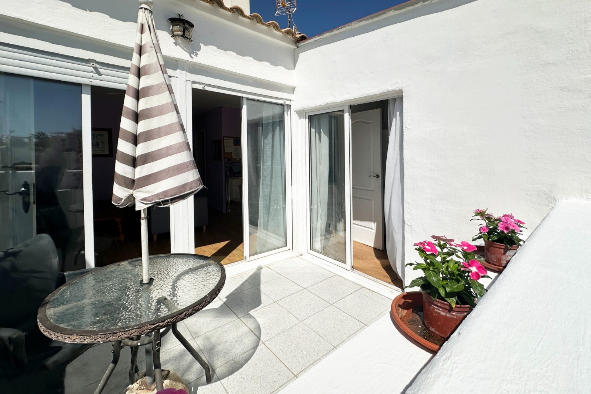 Aus zweiter Hand - Bungalow -
Orihuela Costa - Costa Blanca