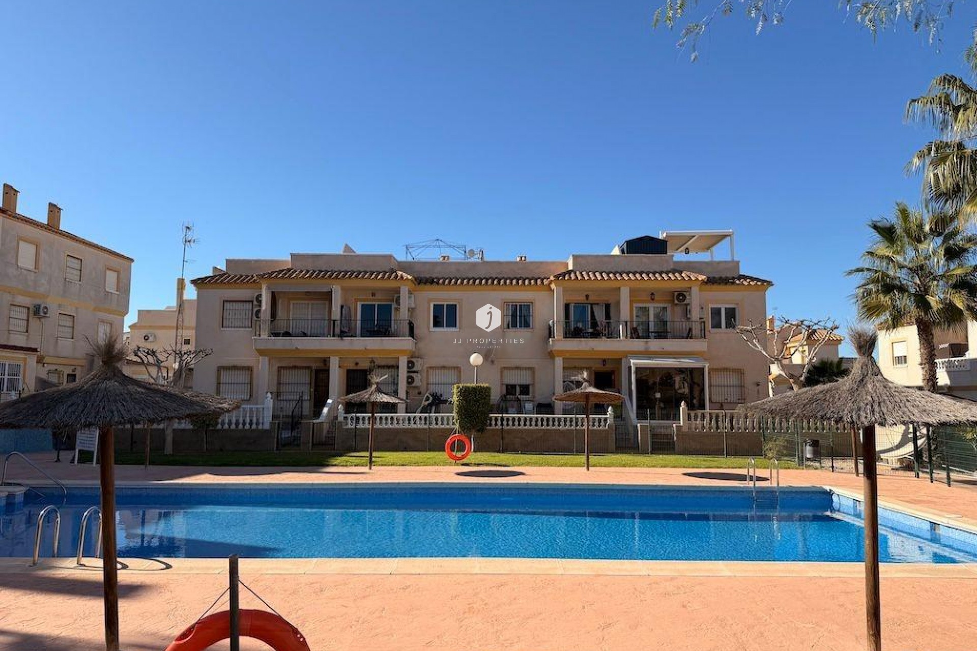 Aus zweiter Hand - Bungalow -
Orihuela Costa - Costa Blanca