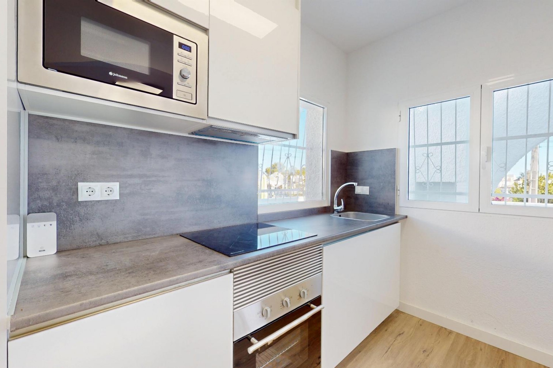 Aus zweiter Hand - Bungalow -
Orihuela Costa - Costa Blanca