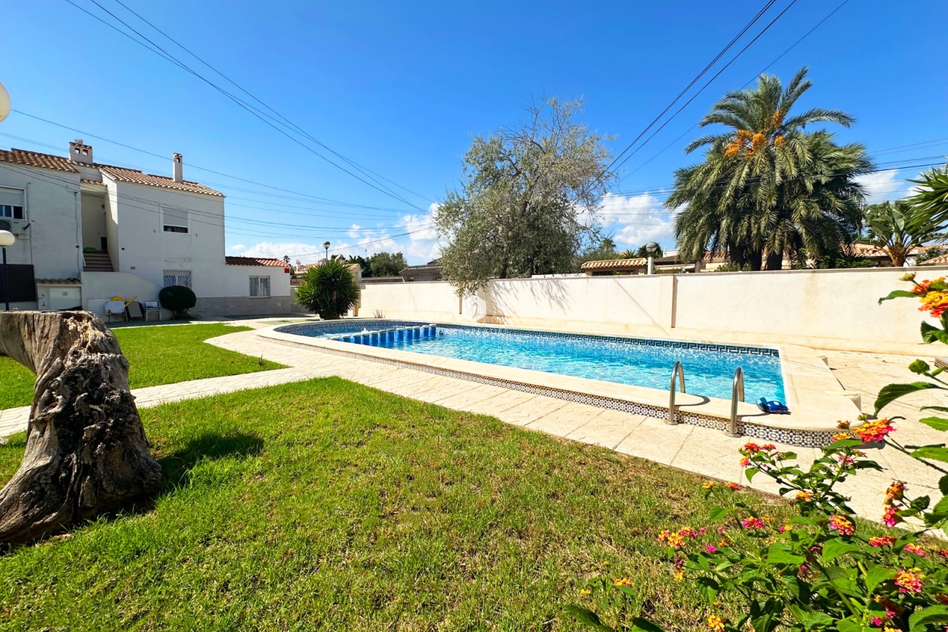 Aus zweiter Hand - Bungalow -
Orihuela Costa - Costa Blanca