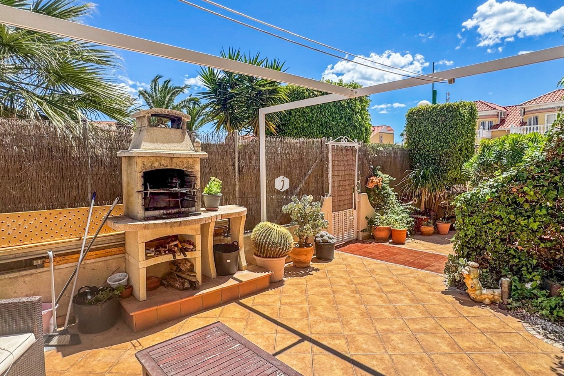 Aus zweiter Hand - Bungalow -
Orihuela Costa - Costa Blanca