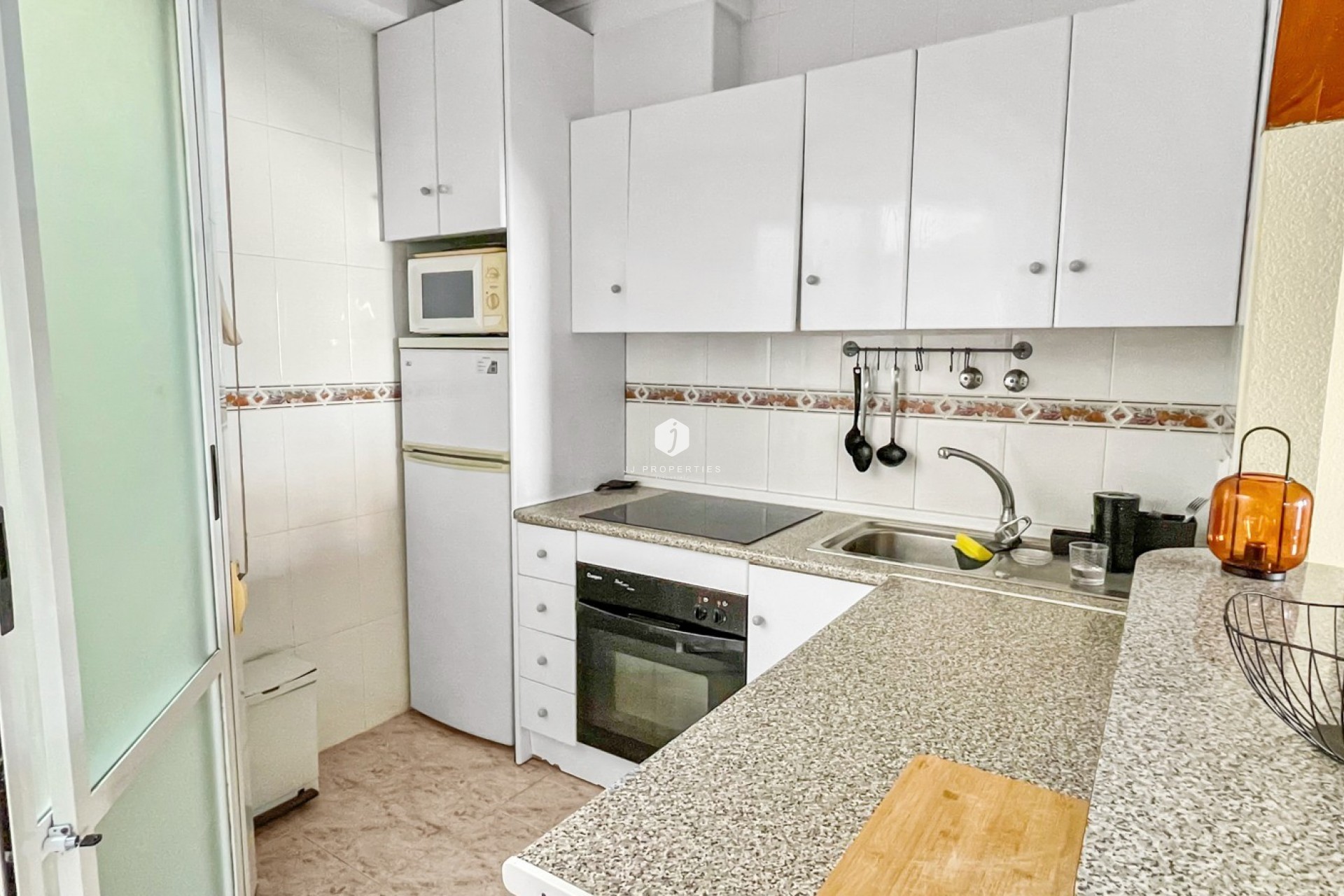 Aus zweiter Hand - Bungalow -
Orihuela Costa - Costa Blanca