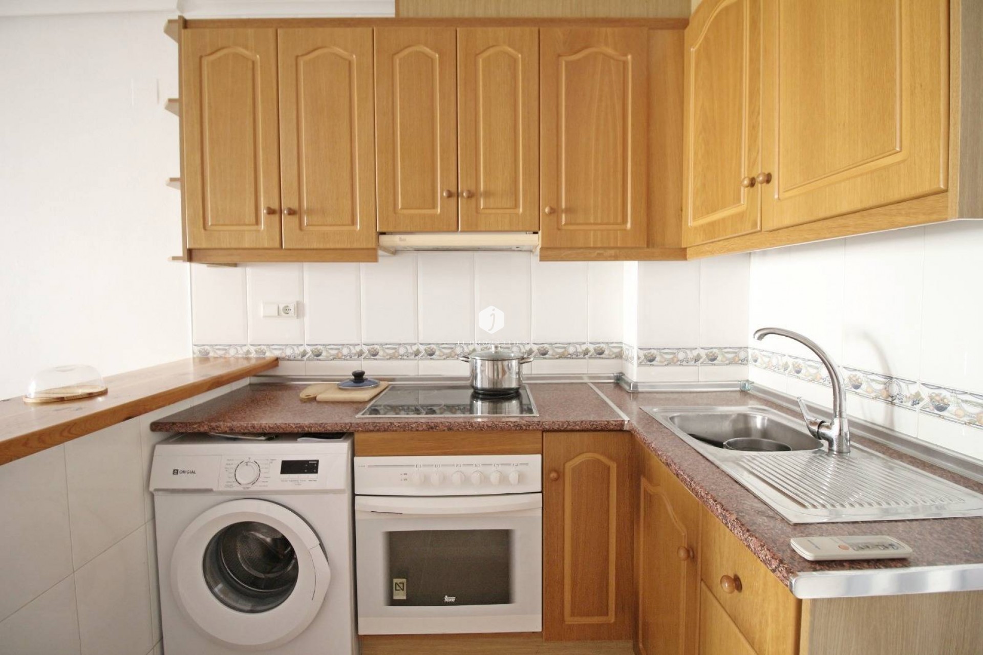 Aus zweiter Hand - Bungalow -
Orihuela Costa - La Florida