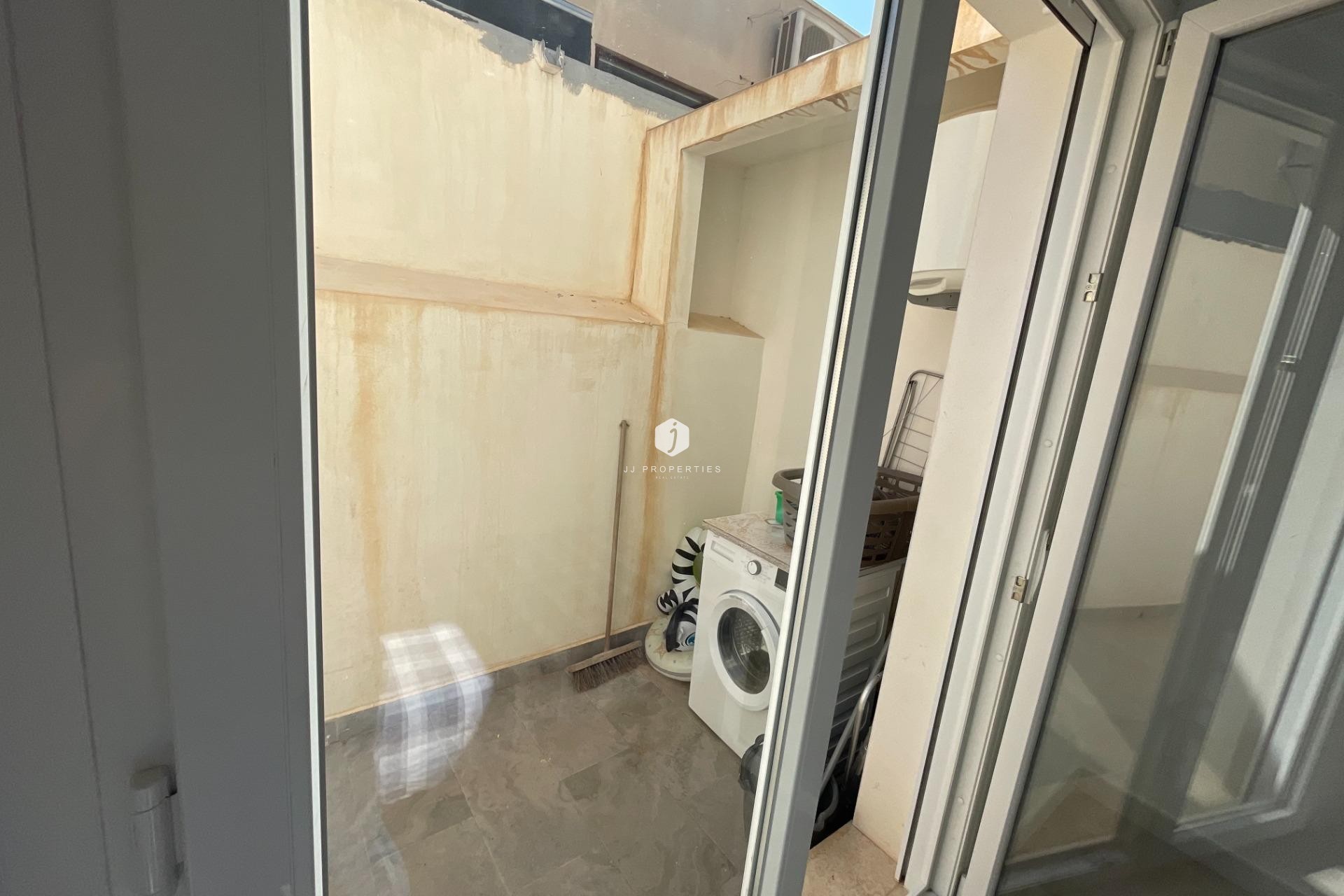 Aus zweiter Hand - Bungalow -
Orihuela Costa - La Regia