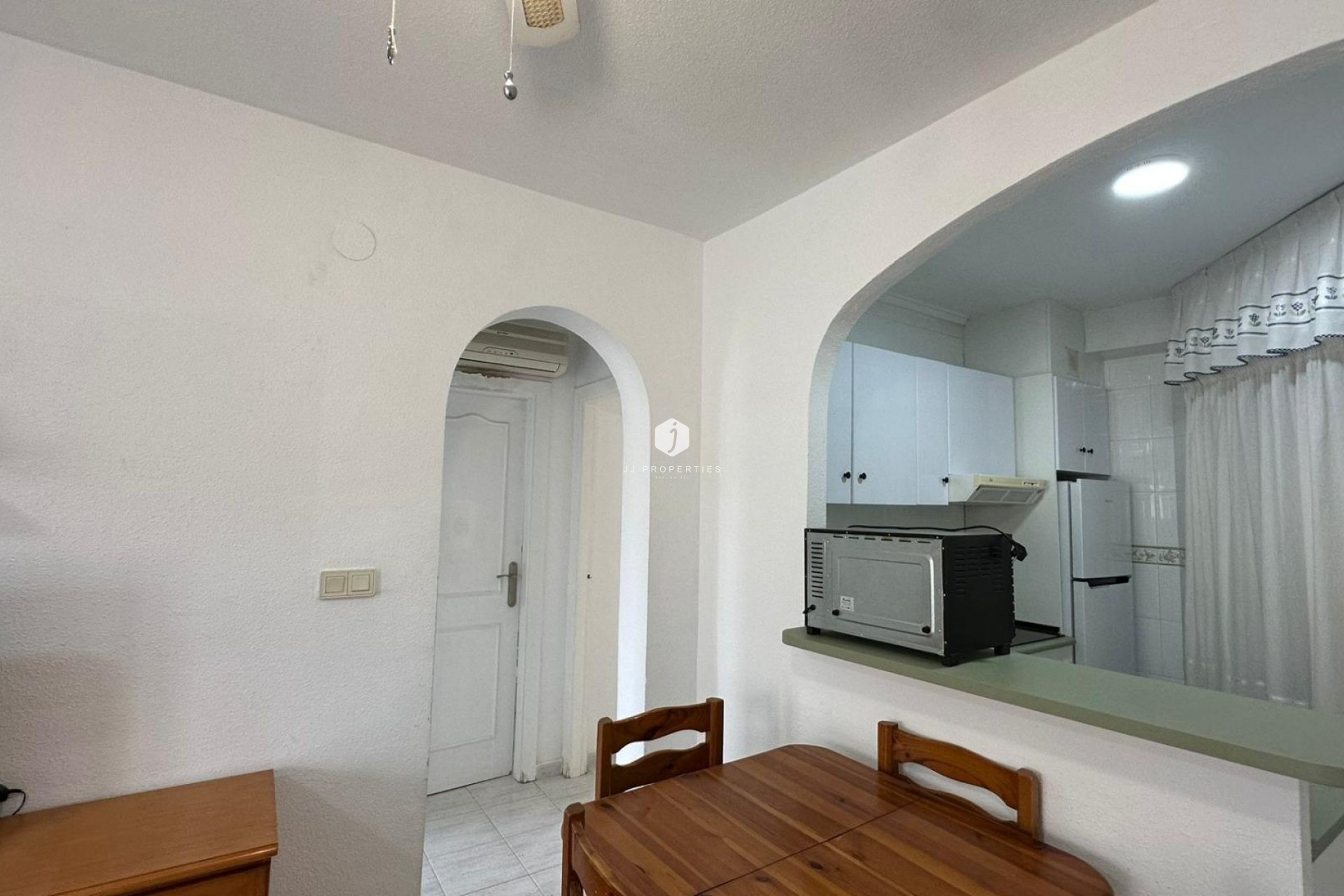 Aus zweiter Hand - Bungalow -
Orihuela Costa - Los Almendros-la Florida