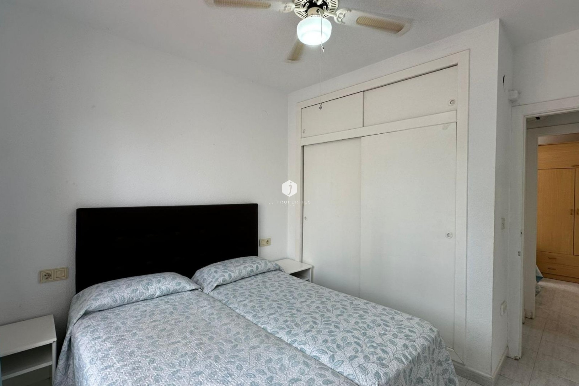 Aus zweiter Hand - Bungalow -
Orihuela Costa - Los Almendros-la Florida