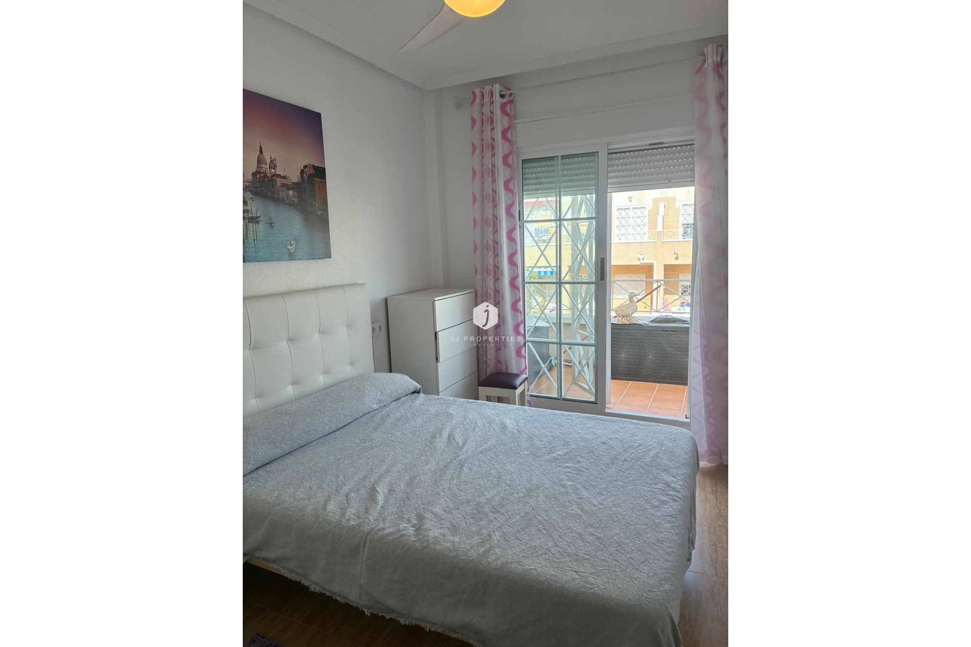 Aus zweiter Hand - Bungalow -
Orihuela Costa - Los Almendros-la Florida