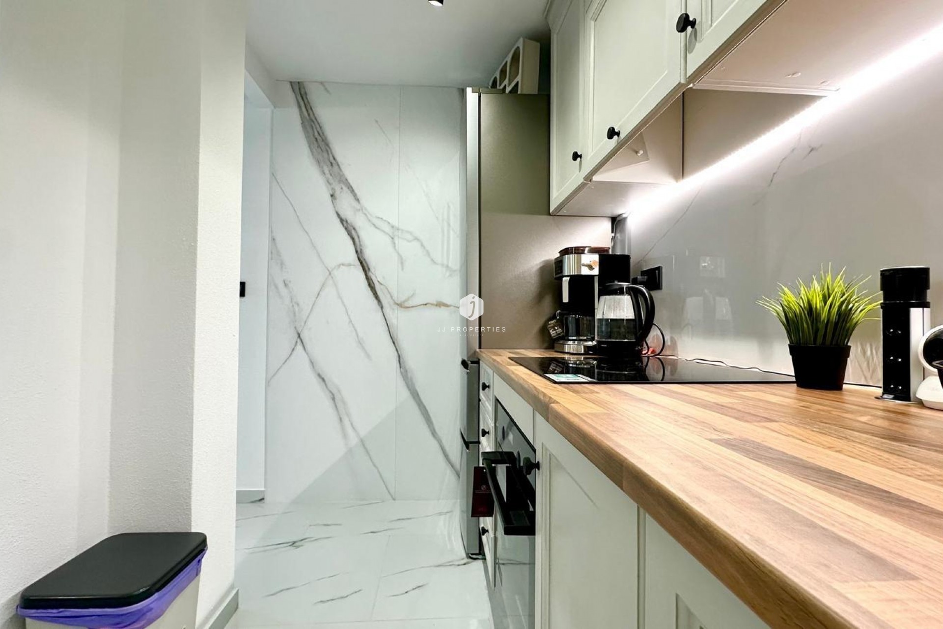 Aus zweiter Hand - Bungalow -
Orihuela Costa - Playa Flamenca Norte