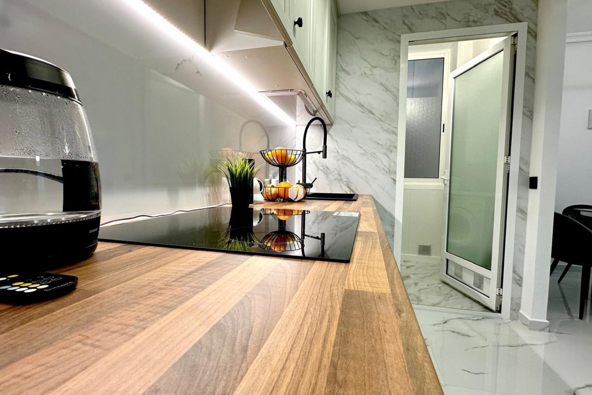 Aus zweiter Hand - Bungalow -
Orihuela Costa - Playa Flamenca Norte