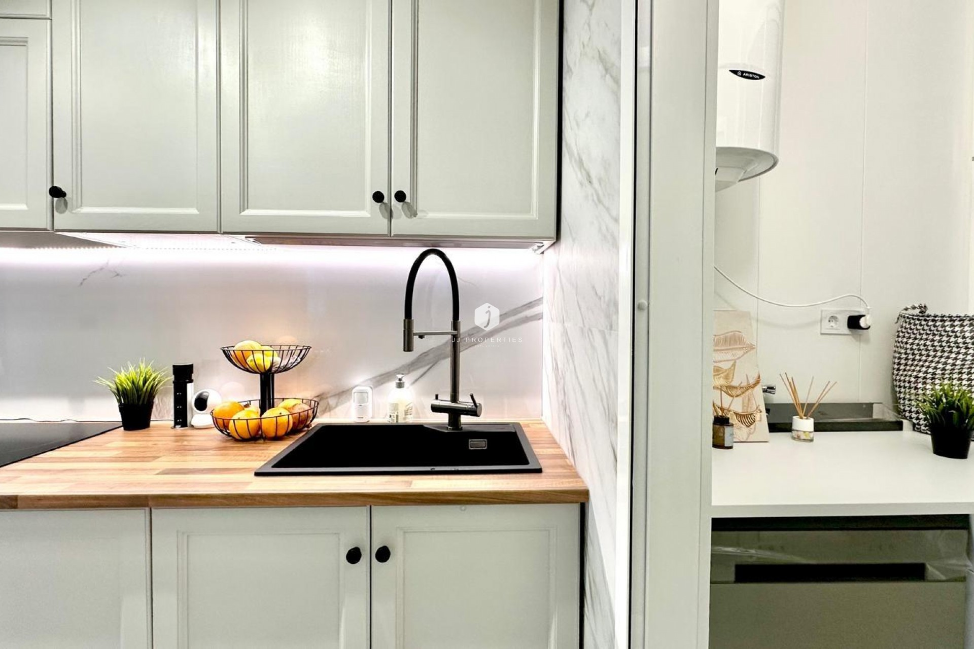 Aus zweiter Hand - Bungalow -
Orihuela Costa - Playa Flamenca Norte