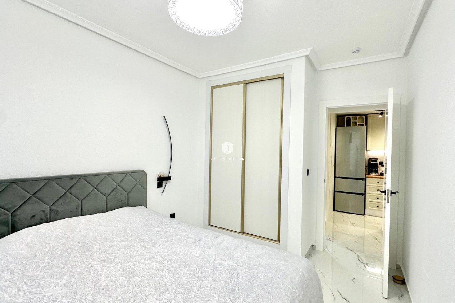 Aus zweiter Hand - Bungalow -
Orihuela Costa - Playa Flamenca Norte