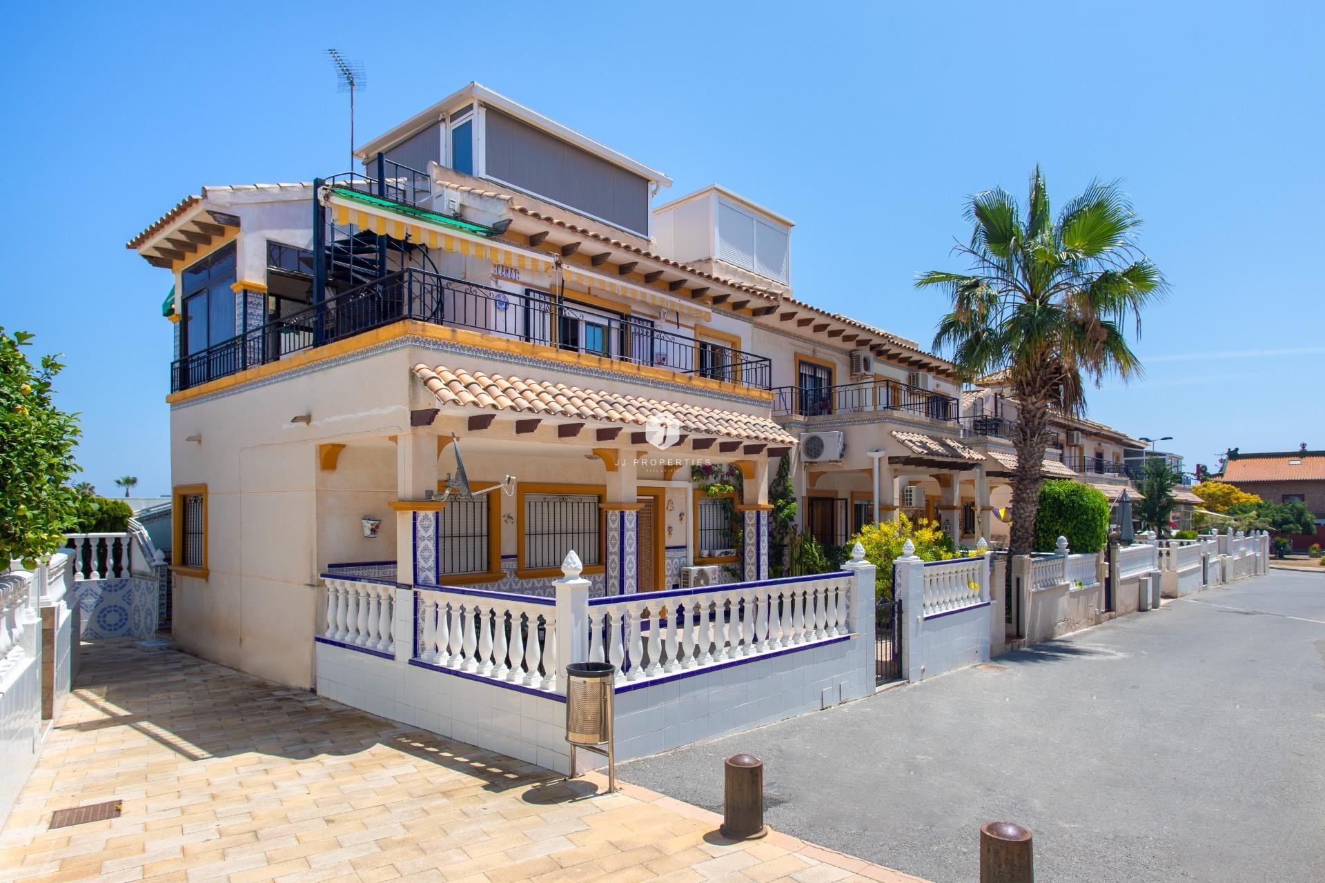 Aus zweiter Hand - Bungalow -
Orihuela Costa - Punta Prima