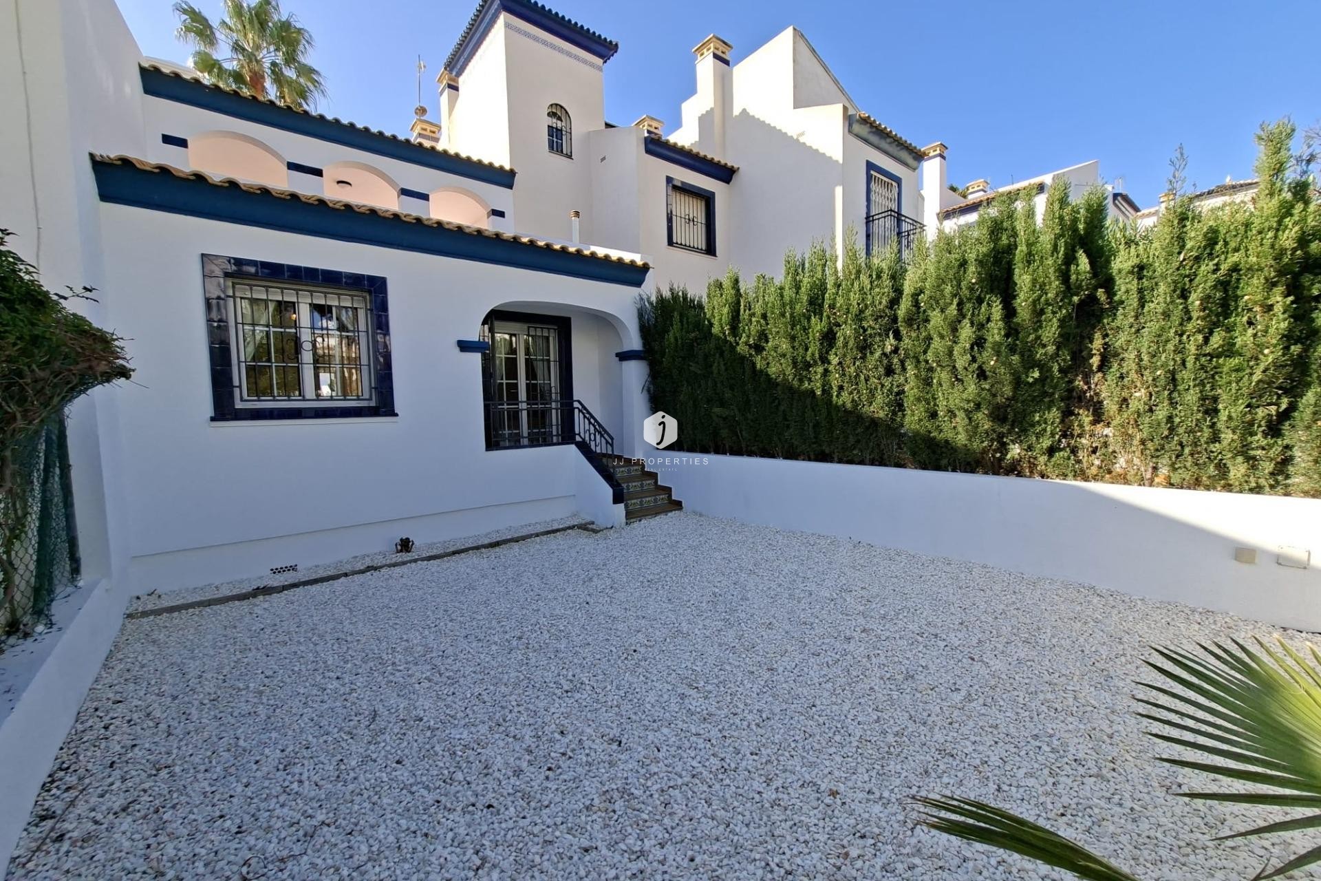 Aus zweiter Hand - Bungalow -
Orihuela Costa - Villamartín-las Filipinas