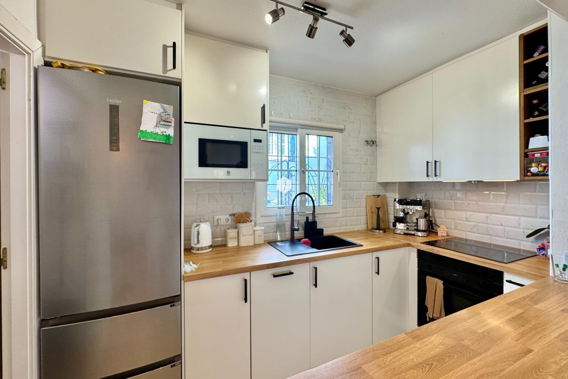 Aus zweiter Hand - Bungalow -
Orihuela Costa - Villamartín-las Filipinas