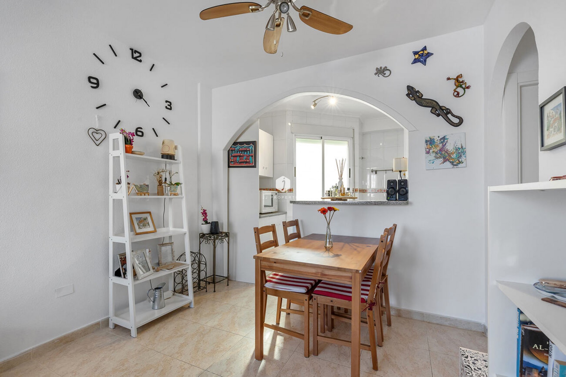 Aus zweiter Hand - Bungalow -
Orihuela Costa