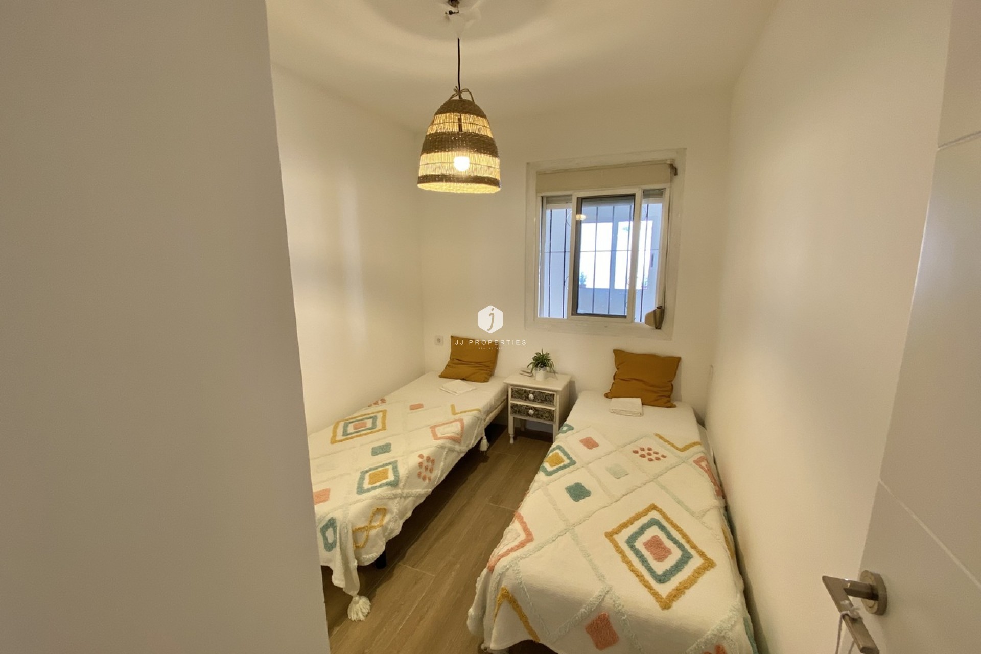 Aus zweiter Hand - Bungalow -
Playa Flamenca - Costa Blanca