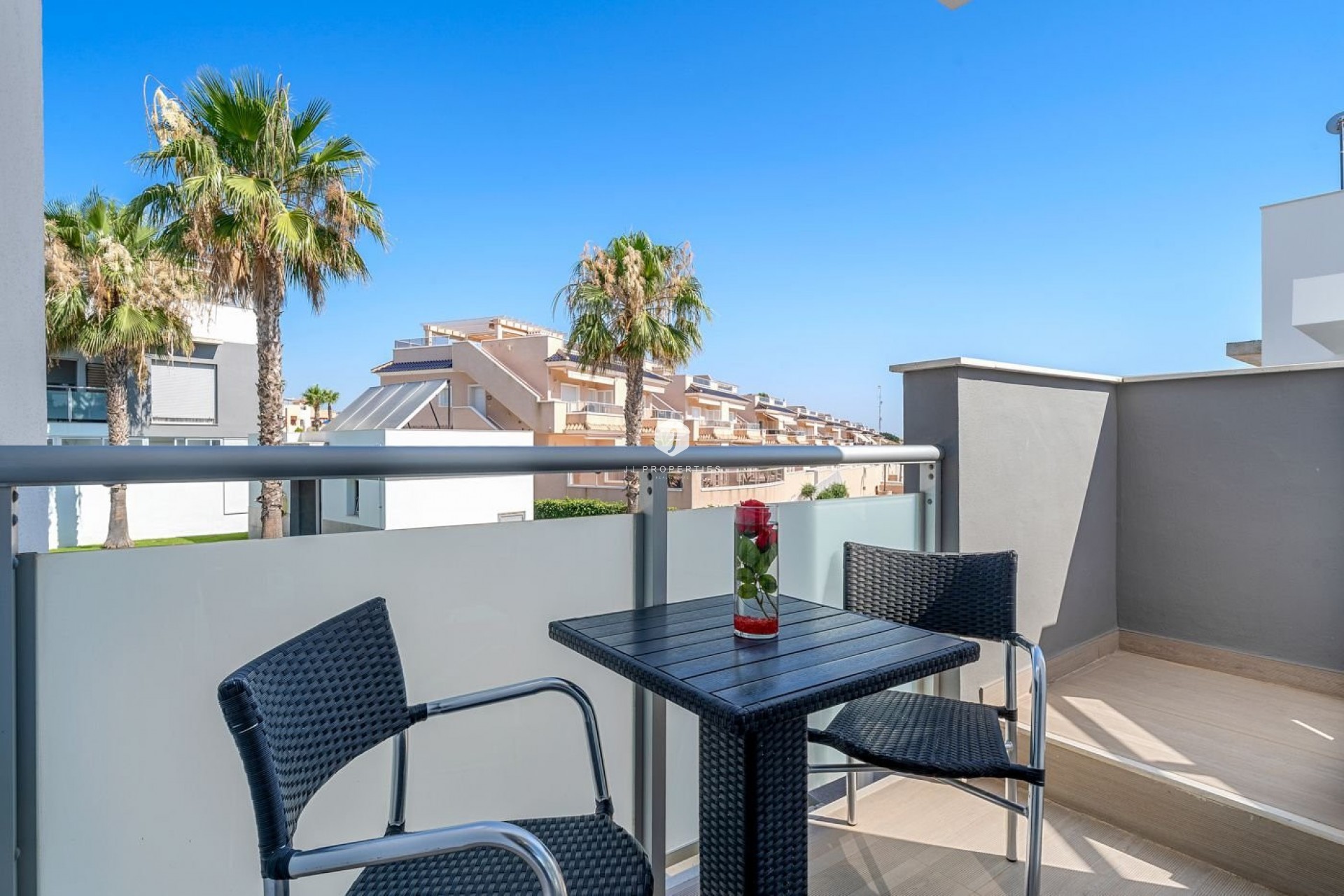 Aus zweiter Hand - Bungalow -
Punta Prima - Costa Blanca