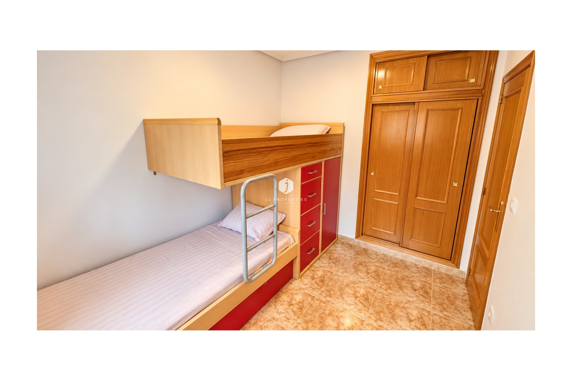 Aus zweiter Hand - Bungalow -
Punta Prima - Costa Blanca