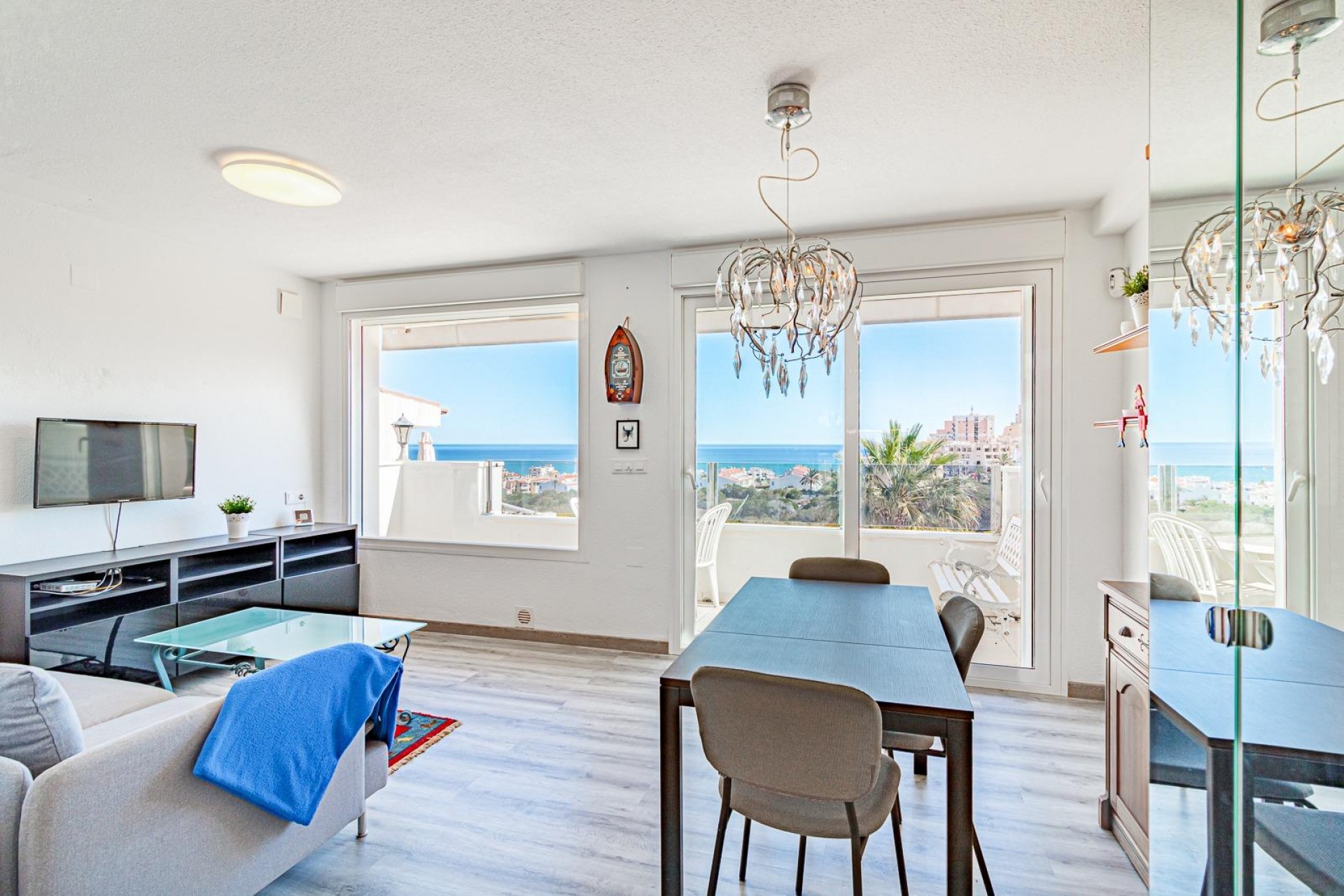 Aus zweiter Hand - Bungalow -
Torrevieja - Aguas Nuevas 1