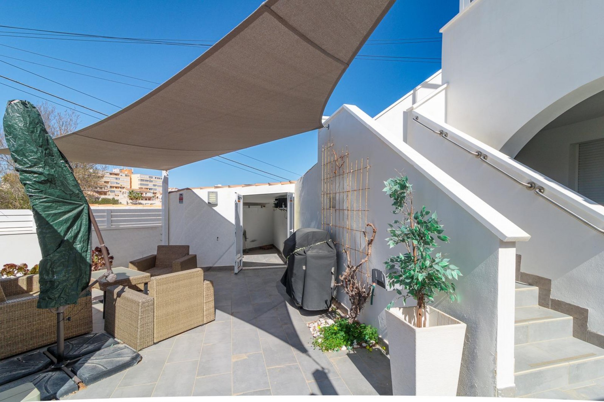 Aus zweiter Hand - Bungalow -
Torrevieja - Aguas Nuevas 1