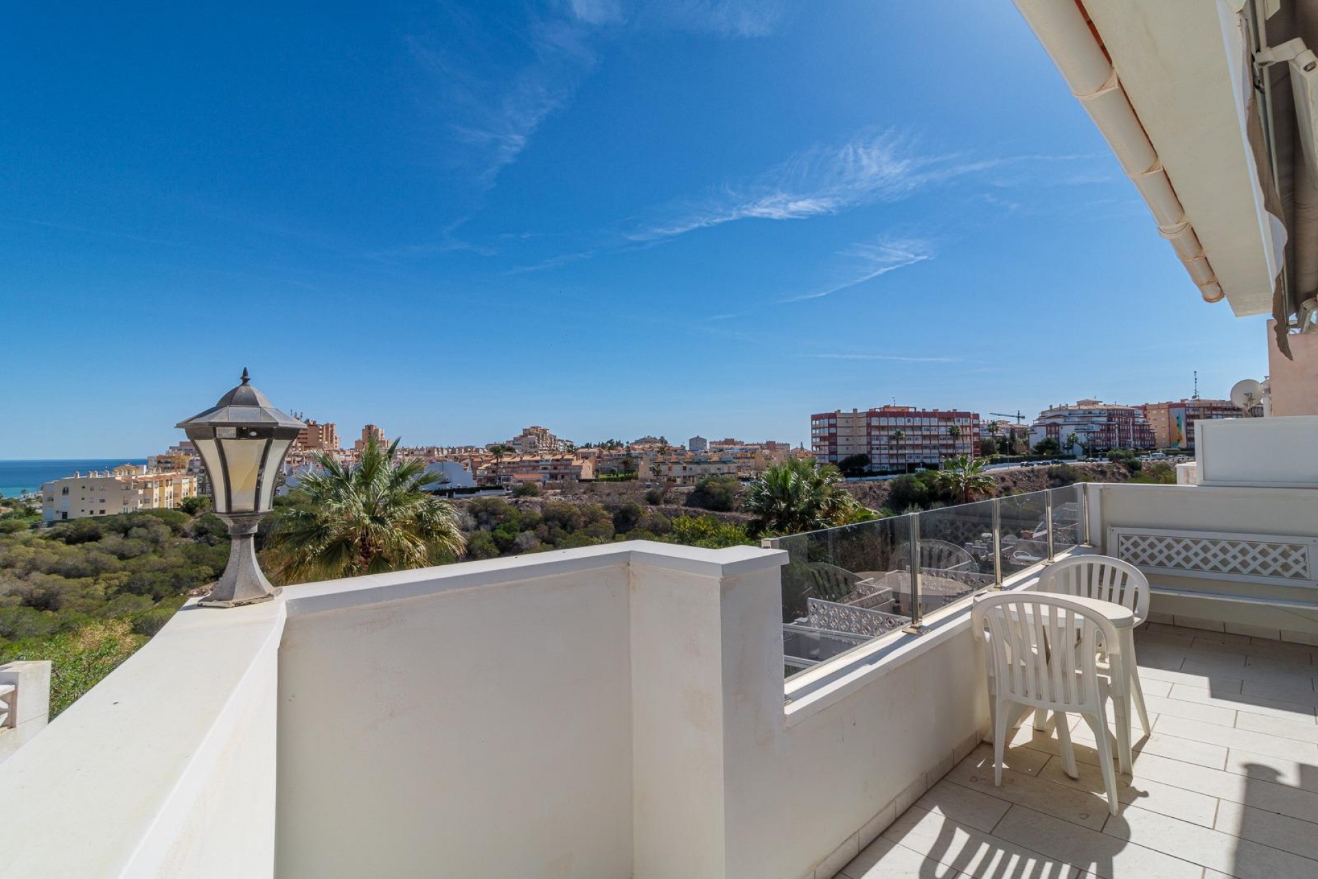 Aus zweiter Hand - Bungalow -
Torrevieja - Aguas Nuevas 1