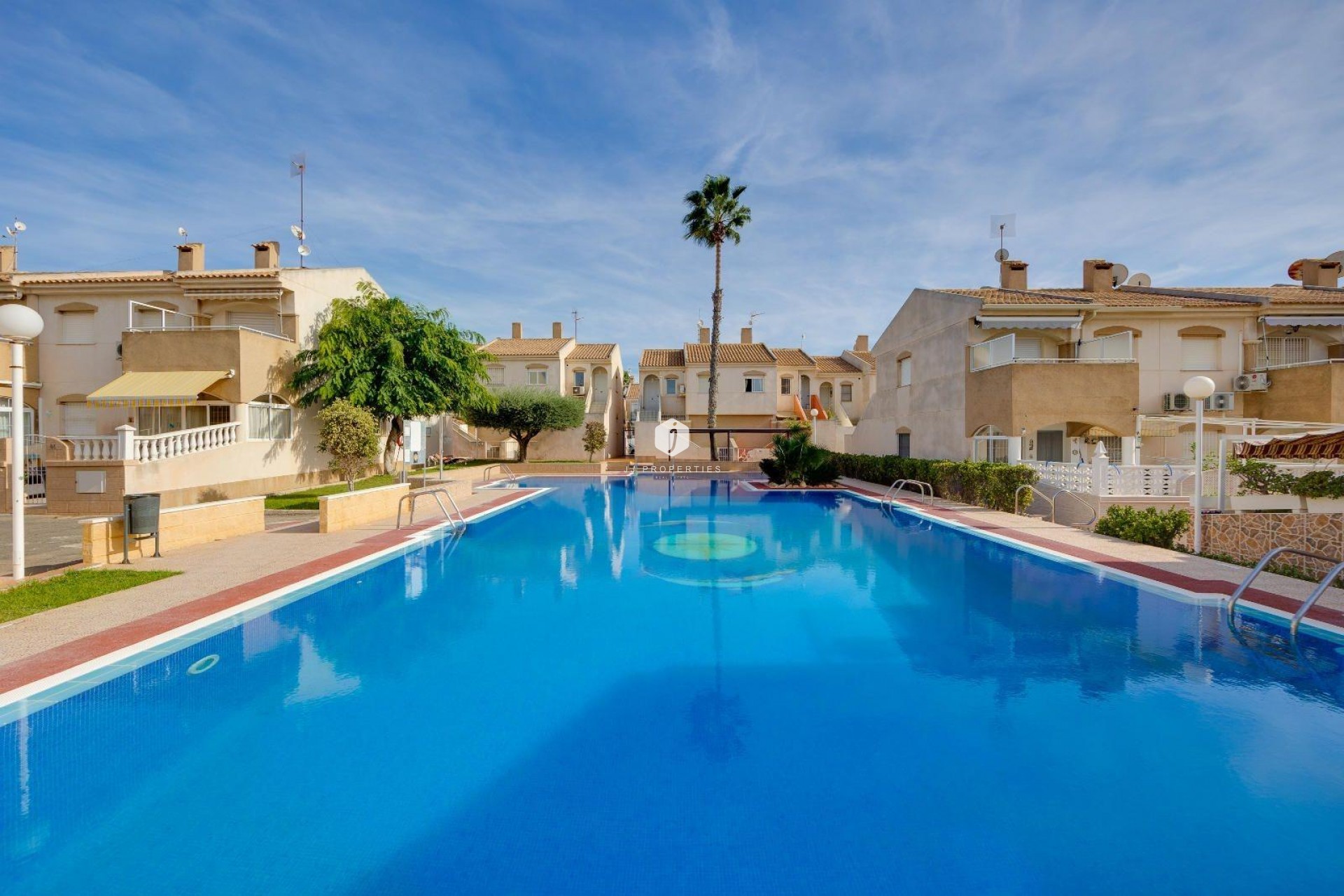 Aus zweiter Hand - Bungalow -
Torrevieja - Aguas Nuevas 2