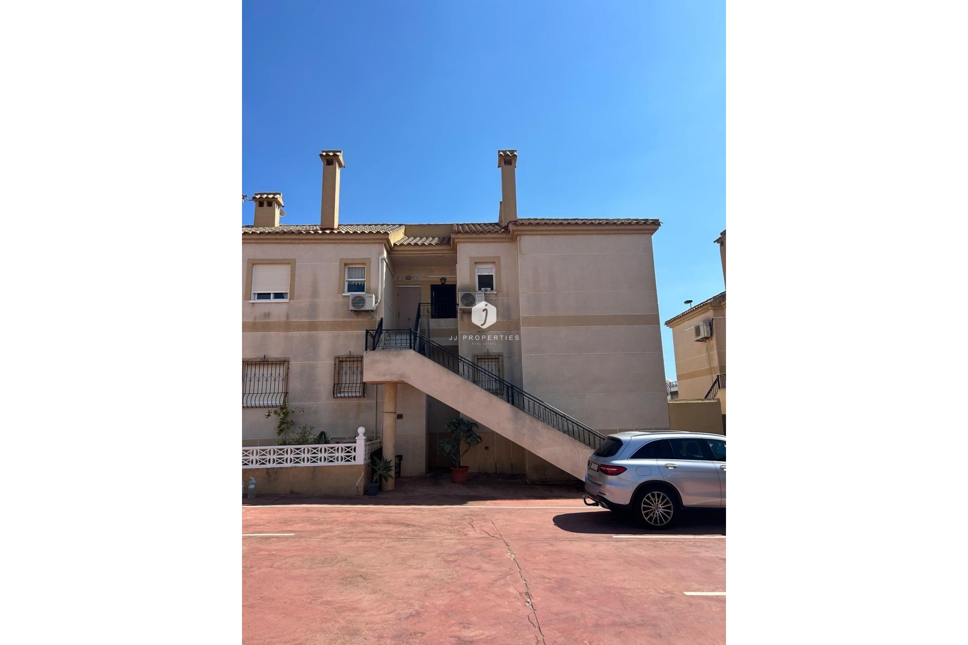 Aus zweiter Hand - Bungalow -
Torrevieja - aguas nuevas