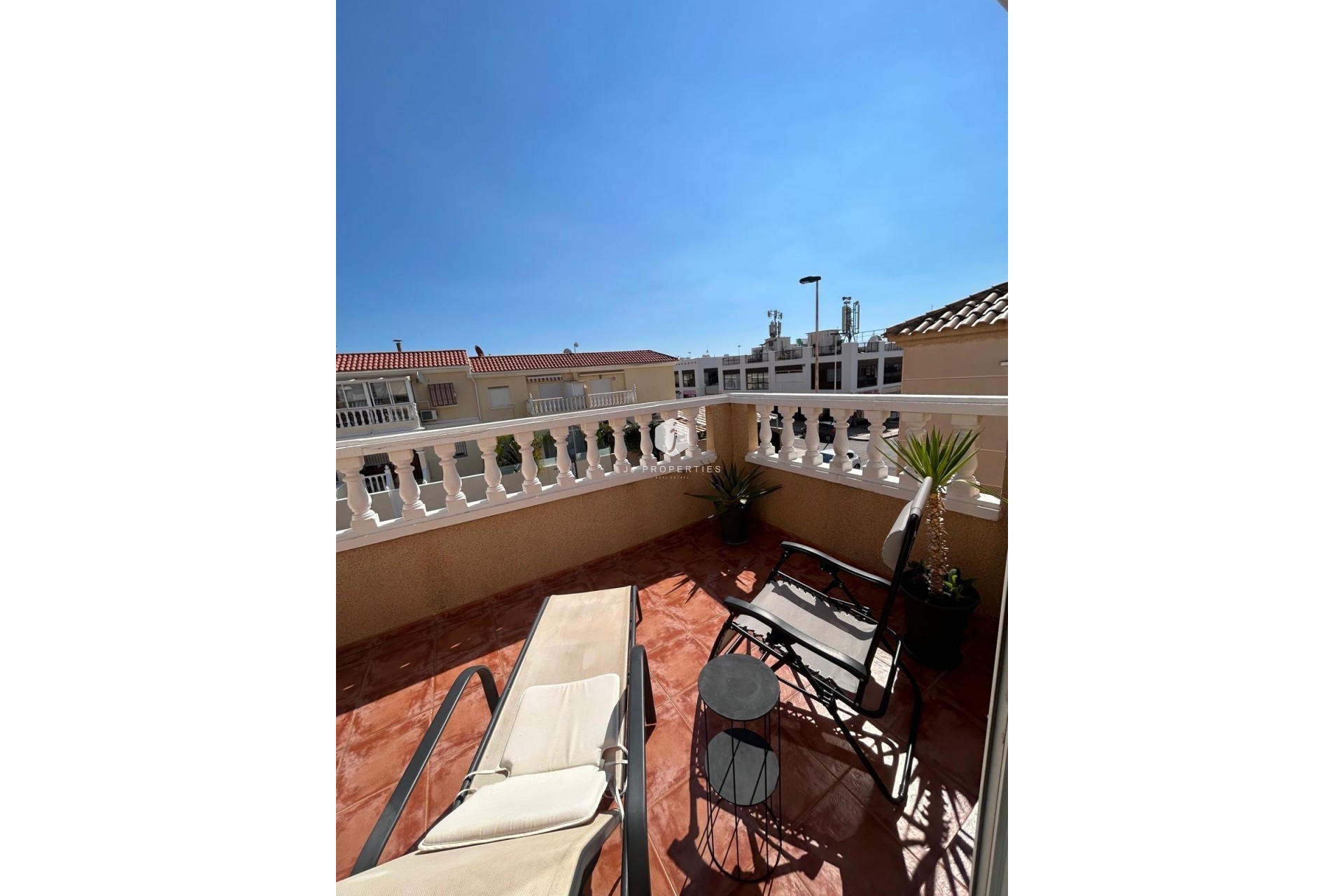 Aus zweiter Hand - Bungalow -
Torrevieja - aguas nuevas