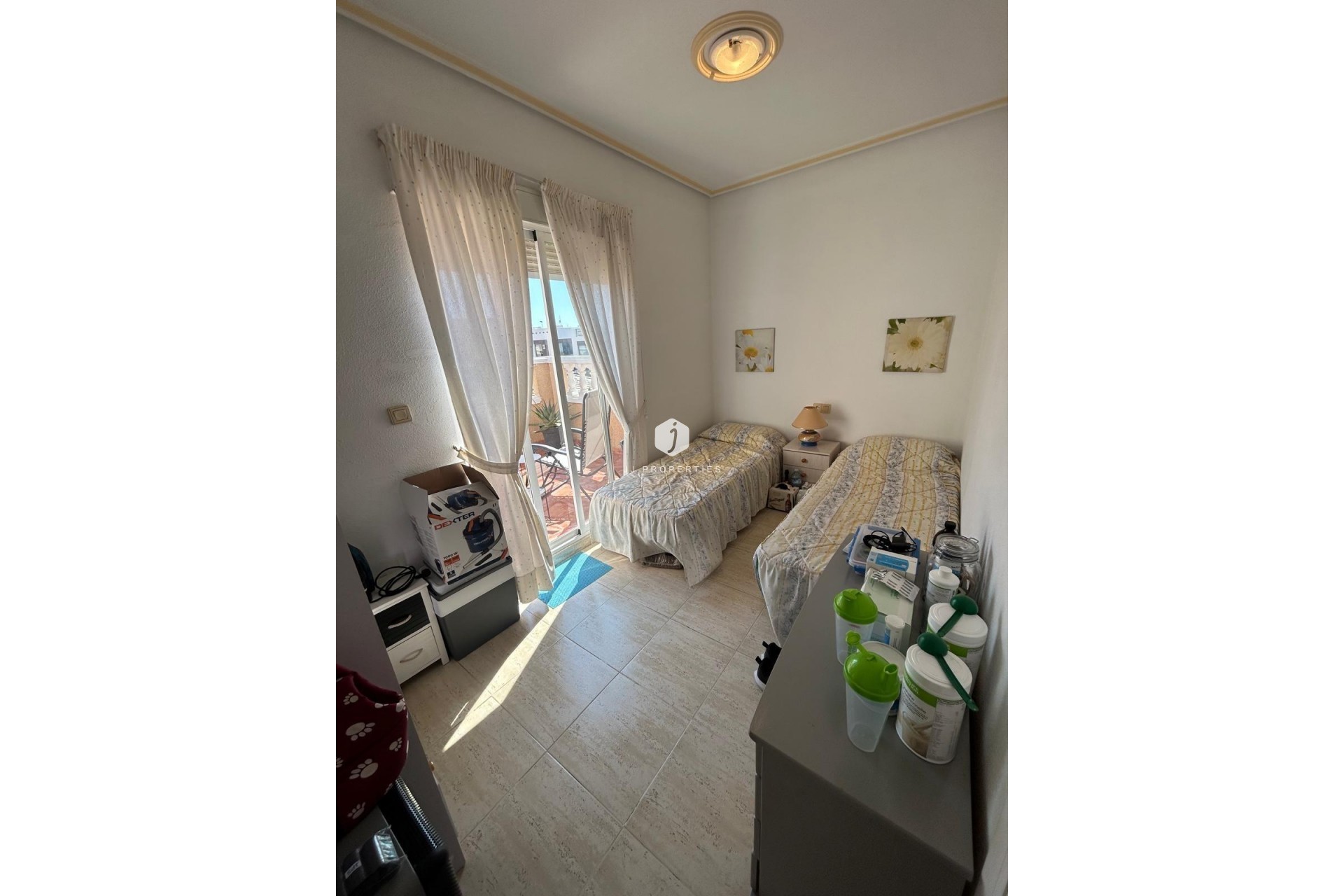 Aus zweiter Hand - Bungalow -
Torrevieja - aguas nuevas