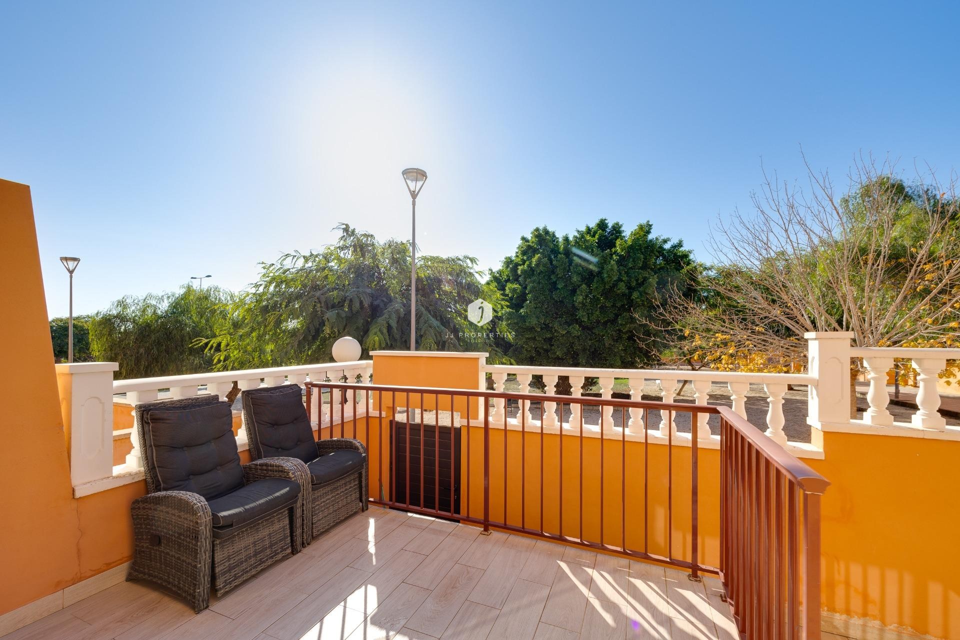 Aus zweiter Hand - Bungalow -
Torrevieja - aguas nuevas