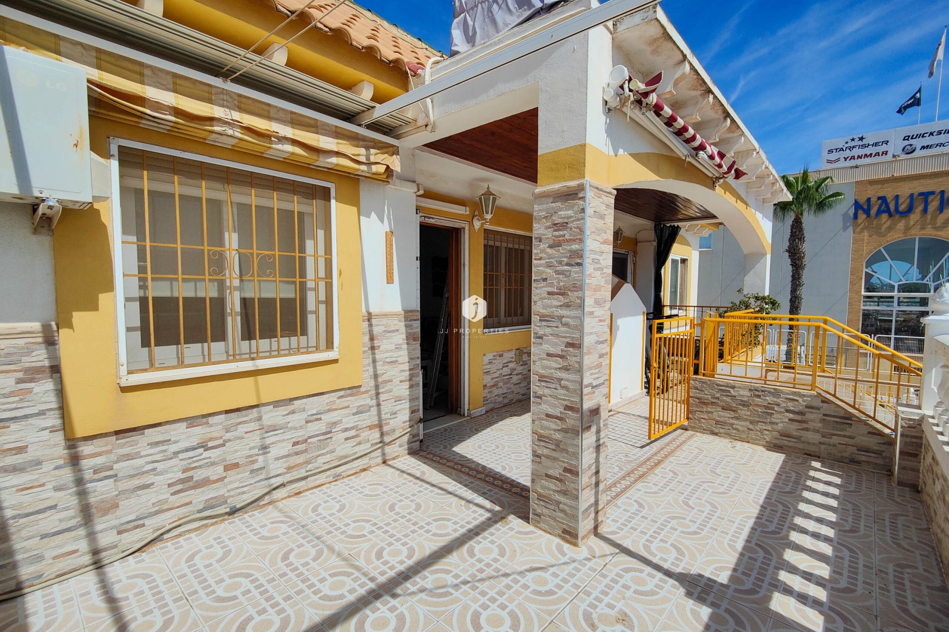 Aus zweiter Hand - Bungalow -
Torrevieja - Costa Blanca