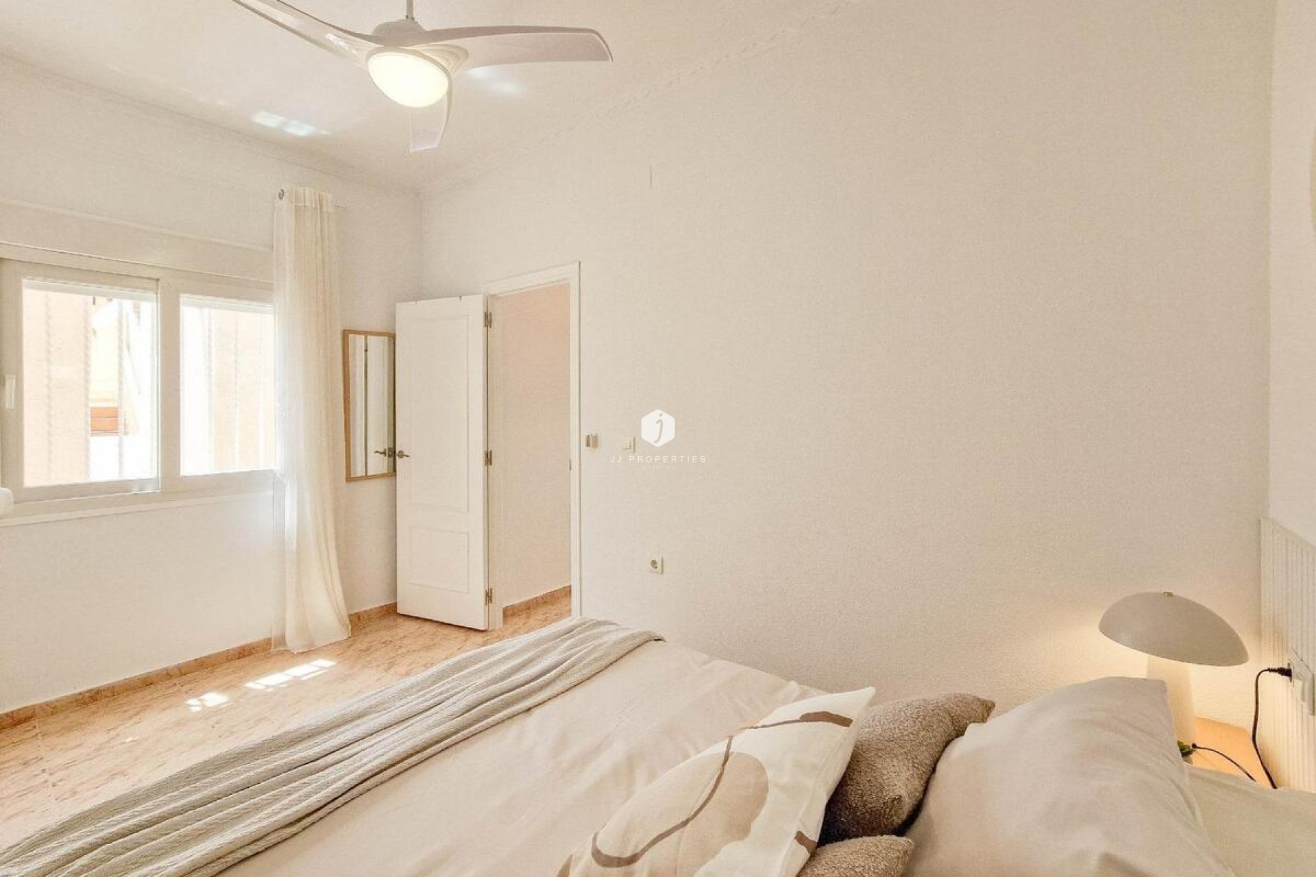 Aus zweiter Hand - Bungalow -
Torrevieja - Costa Blanca