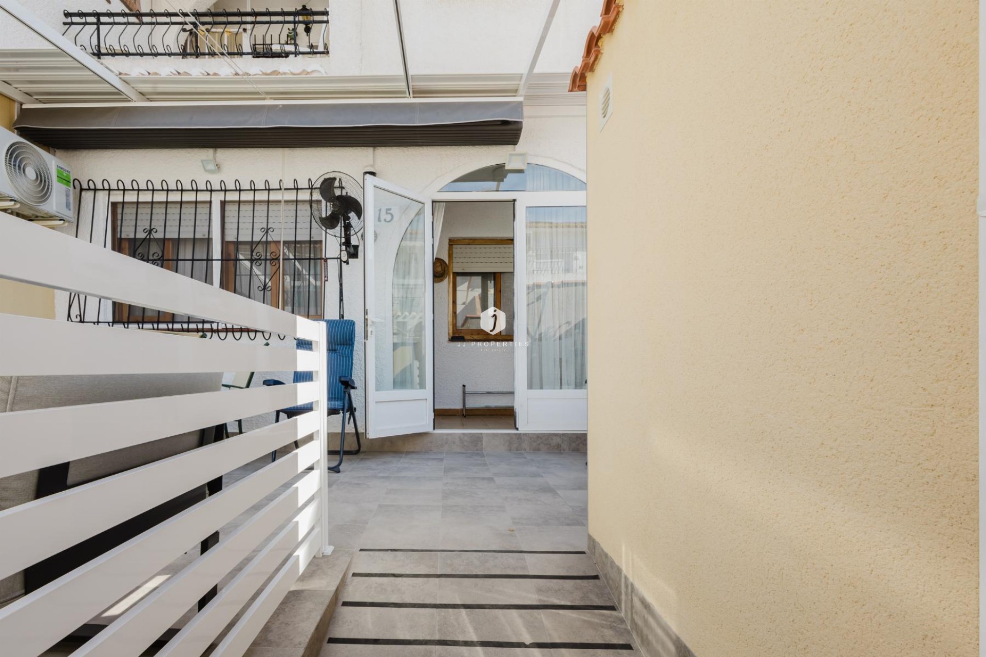 Aus zweiter Hand - Bungalow -
Torrevieja - Costa Blanca