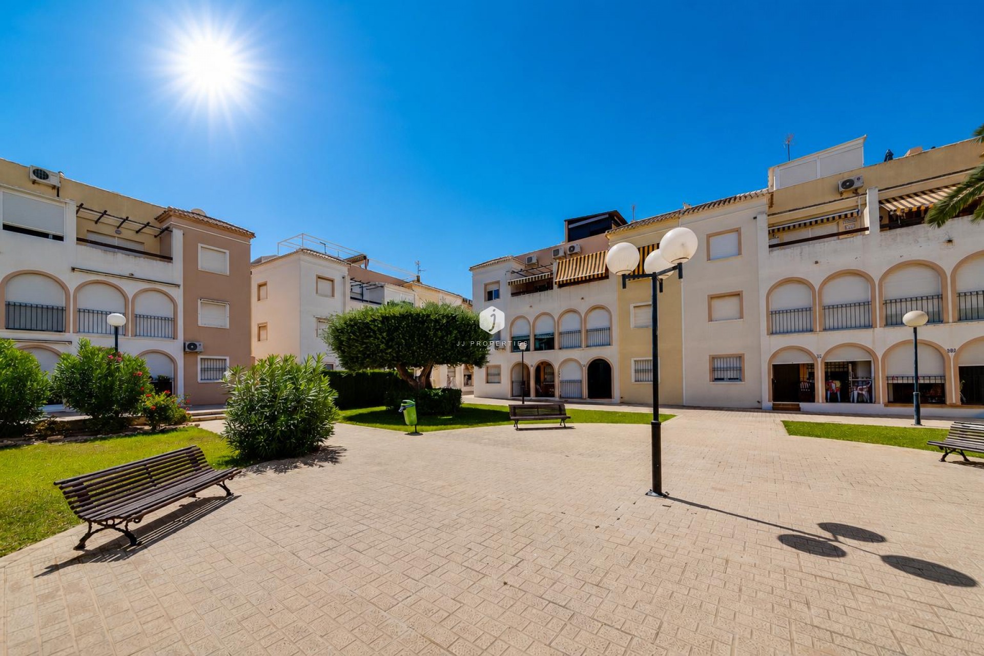 Aus zweiter Hand - Bungalow -
Torrevieja - Costa Blanca