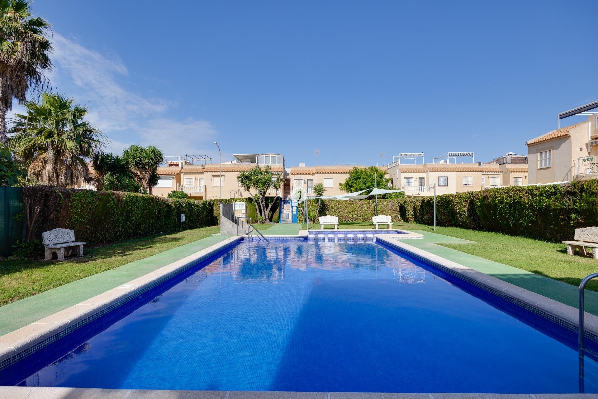 Aus zweiter Hand - Bungalow -
Torrevieja - El chaparral