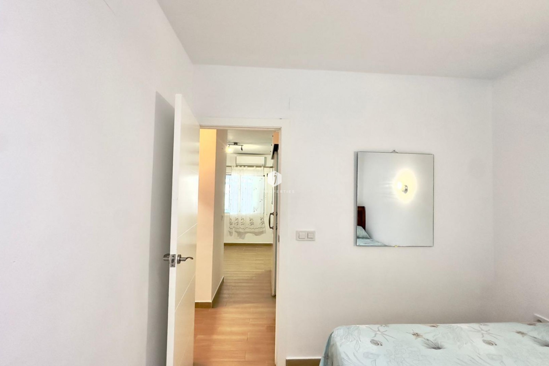 Aus zweiter Hand - Bungalow -
Torrevieja - El Limonar