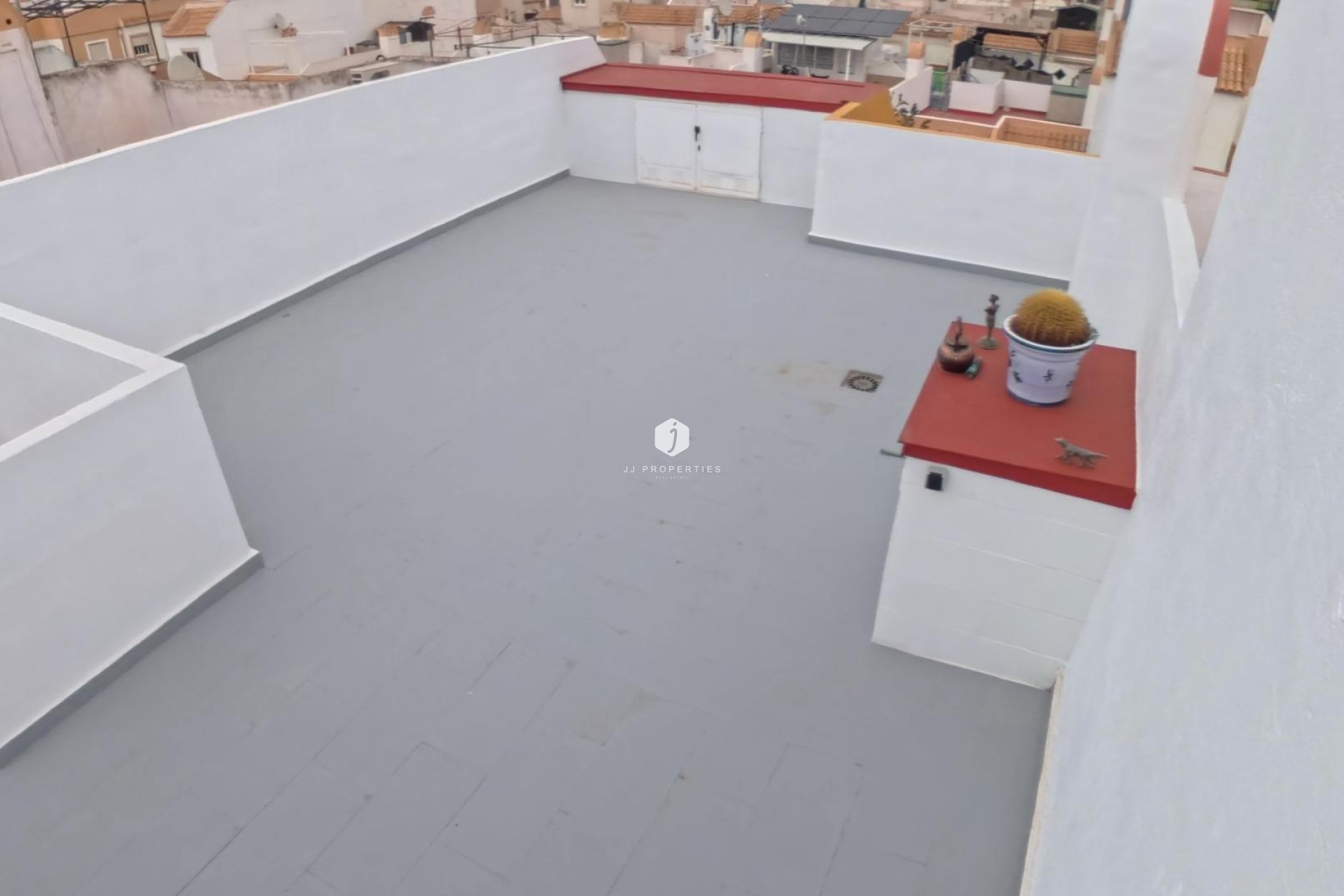 Aus zweiter Hand - Bungalow -
Torrevieja - El Limonar
