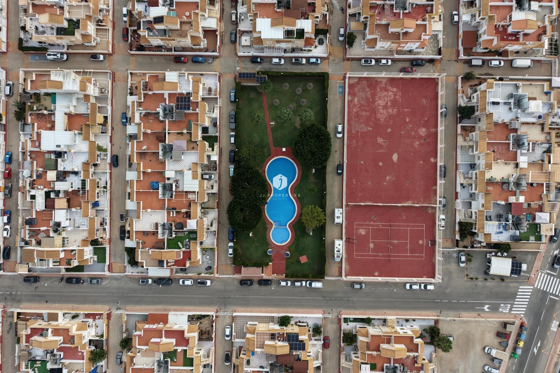 Aus zweiter Hand - Bungalow -
Torrevieja - El Limonar