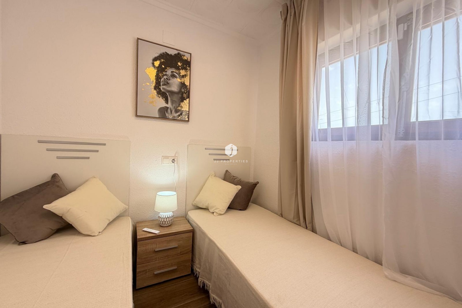 Aus zweiter Hand - Bungalow -
Torrevieja - El Limonar