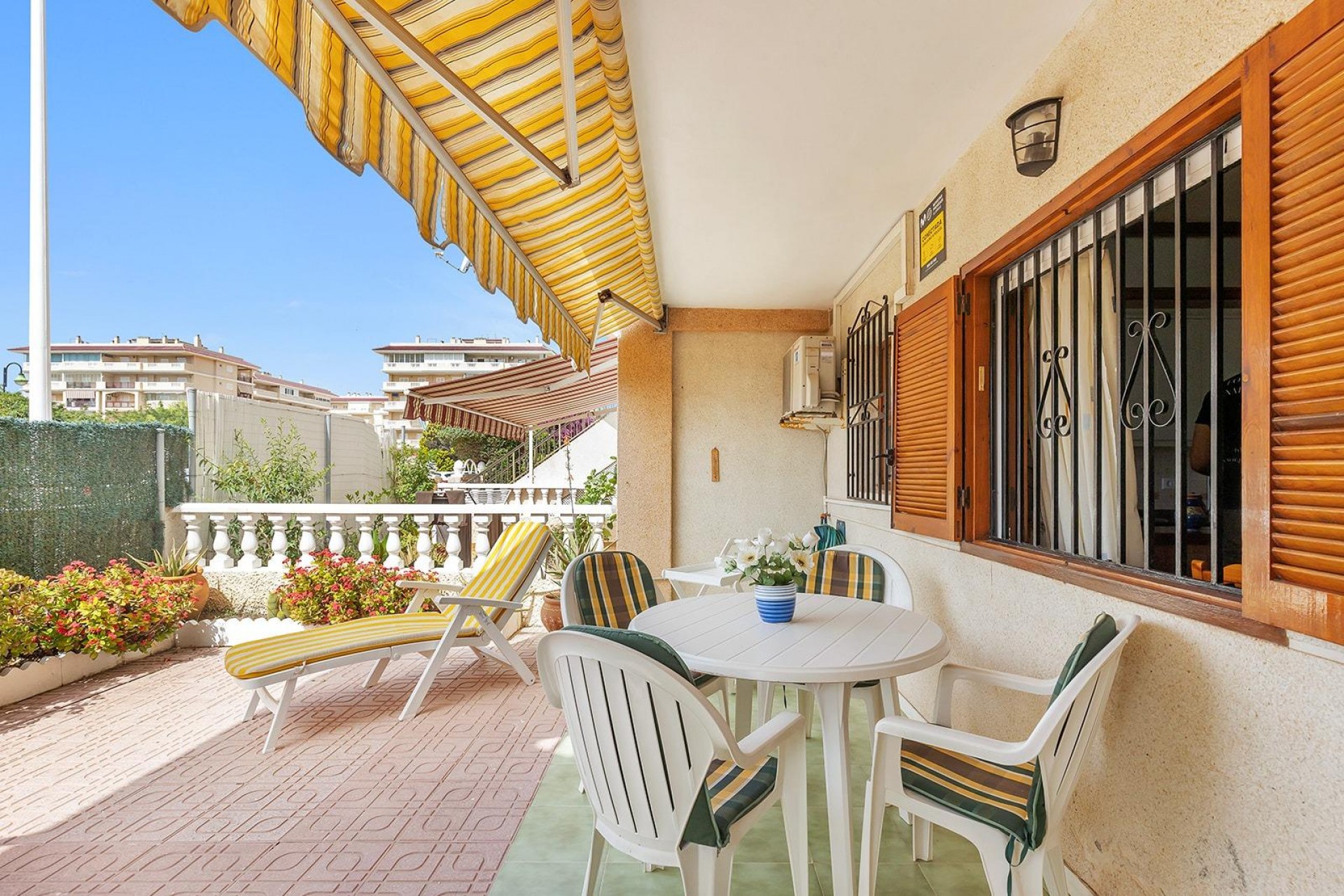 Aus zweiter Hand - Bungalow -
Torrevieja - La Mata