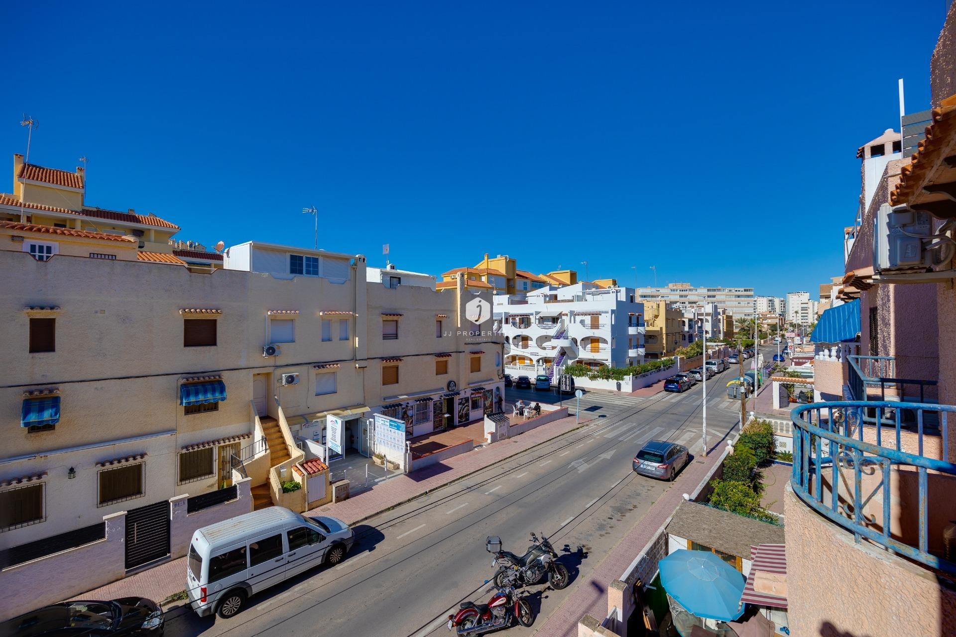 Aus zweiter Hand - Bungalow -
Torrevieja - La Mata