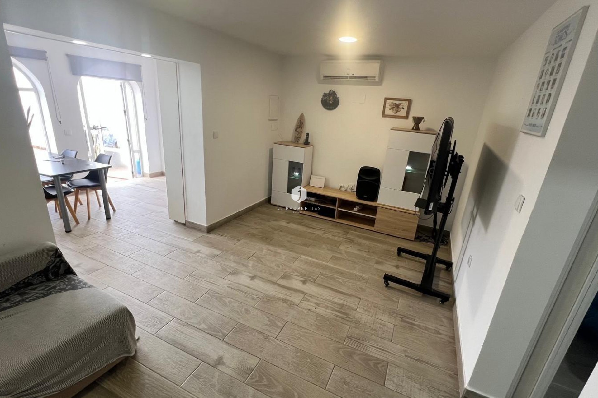 Aus zweiter Hand - Bungalow -
Torrevieja - La Siesta - El Salado - Torreta